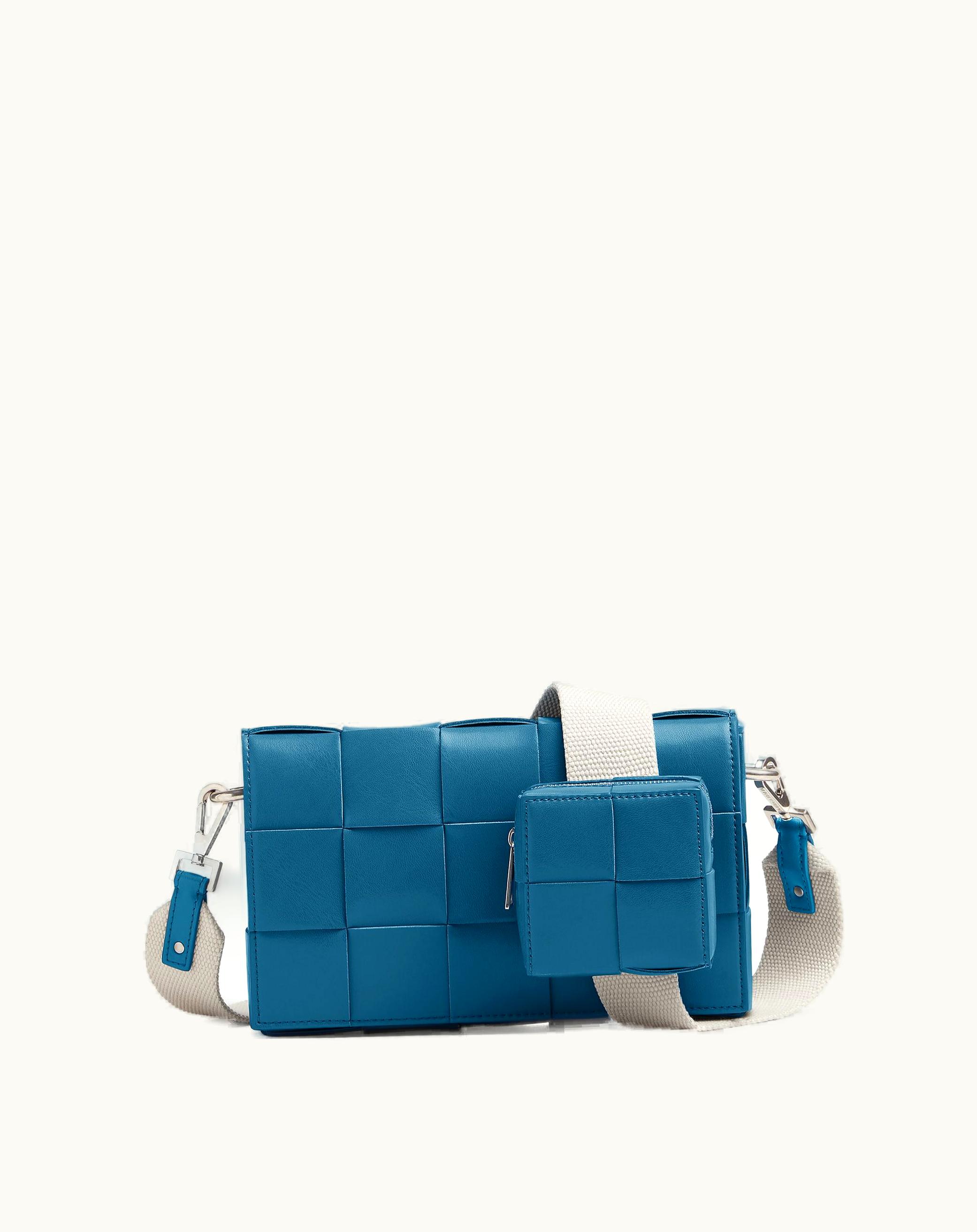 Bottega Veneta Bottega Veneta Men's Cassette With Versatile Strap In Deep Pacific / Natural