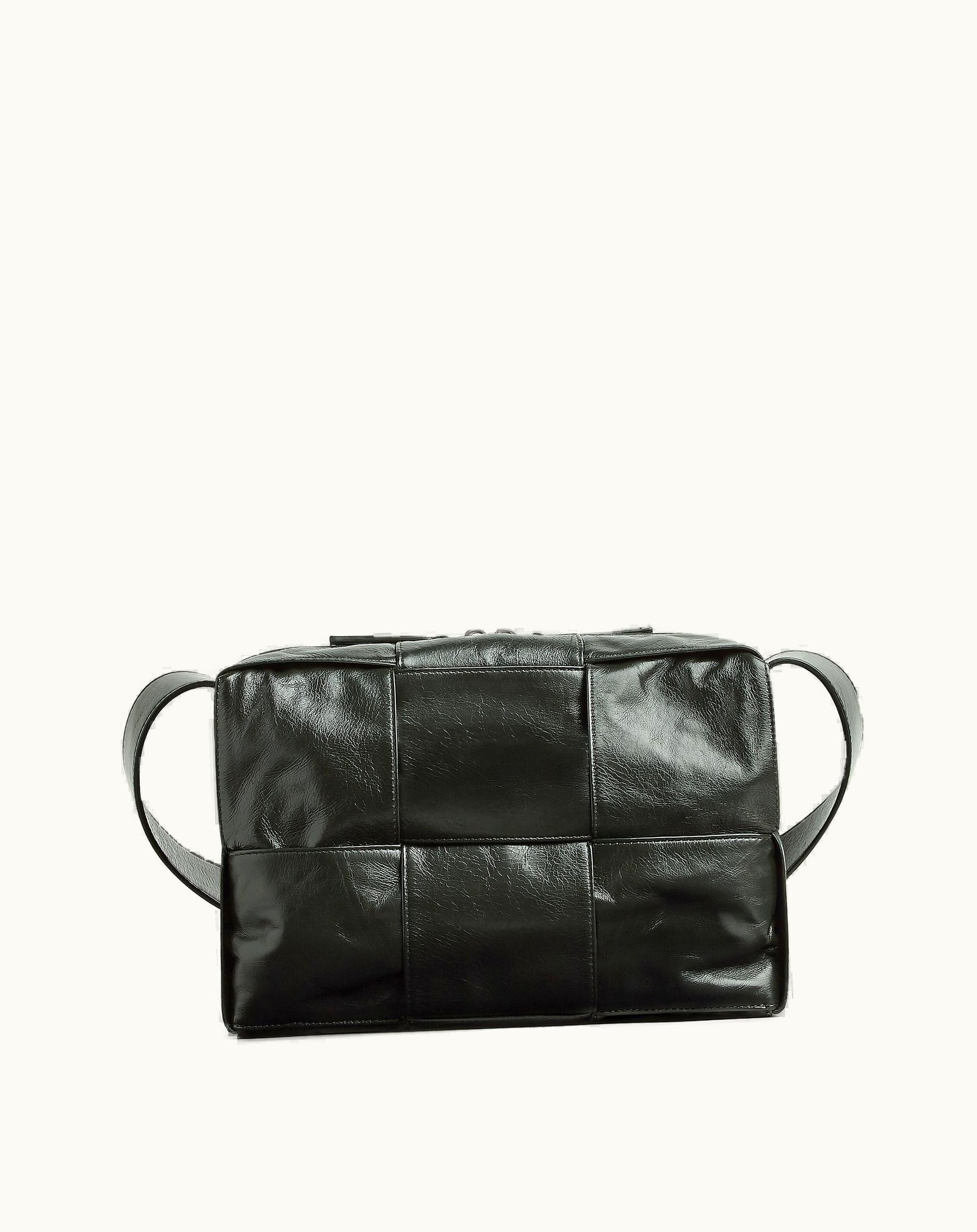 Bottega Veneta Bottega Veneta Medium Arco Camera Bag In Dark Green