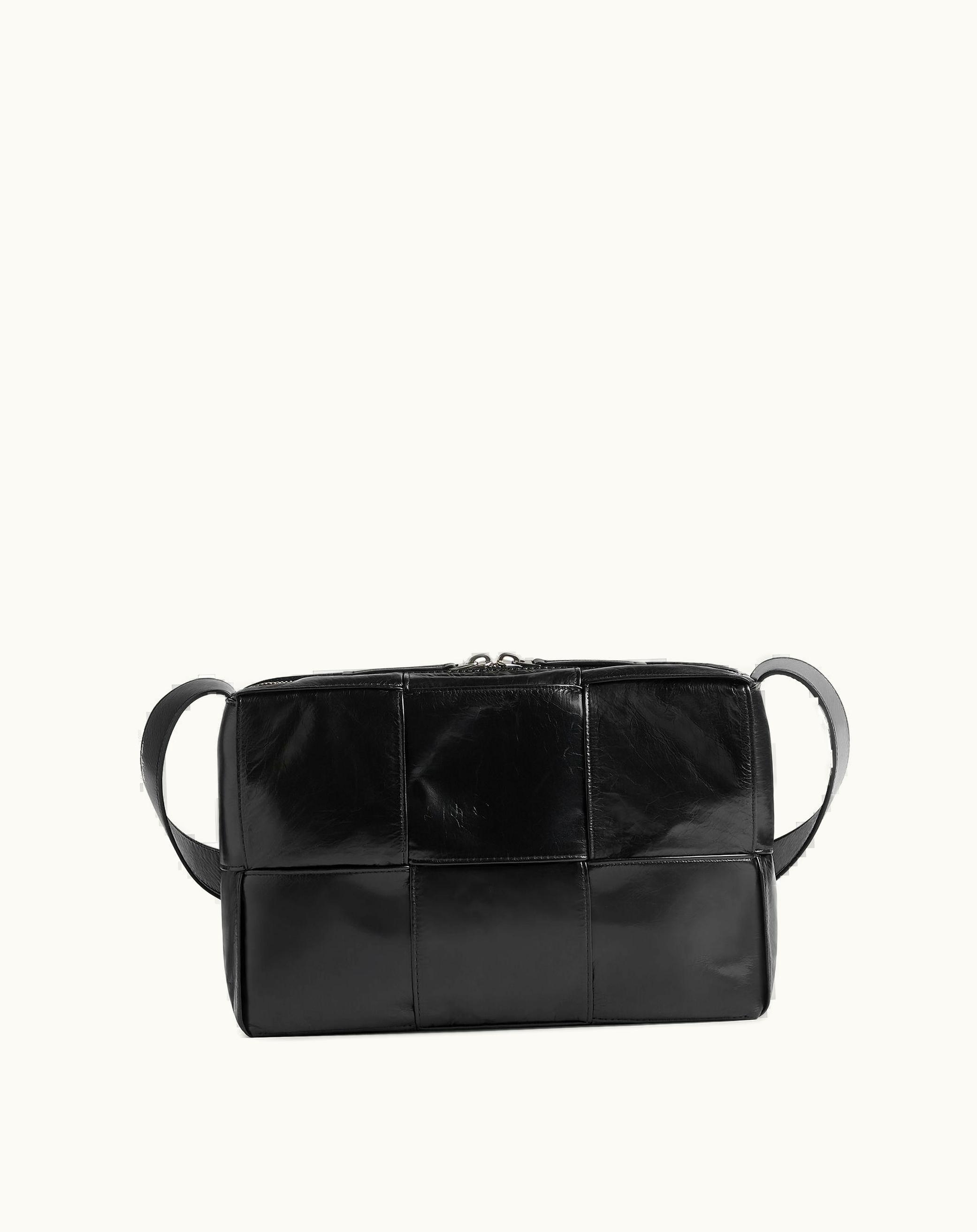 Bottega Veneta Bottega Veneta Men's Medium Arco Camera Bag In Black
