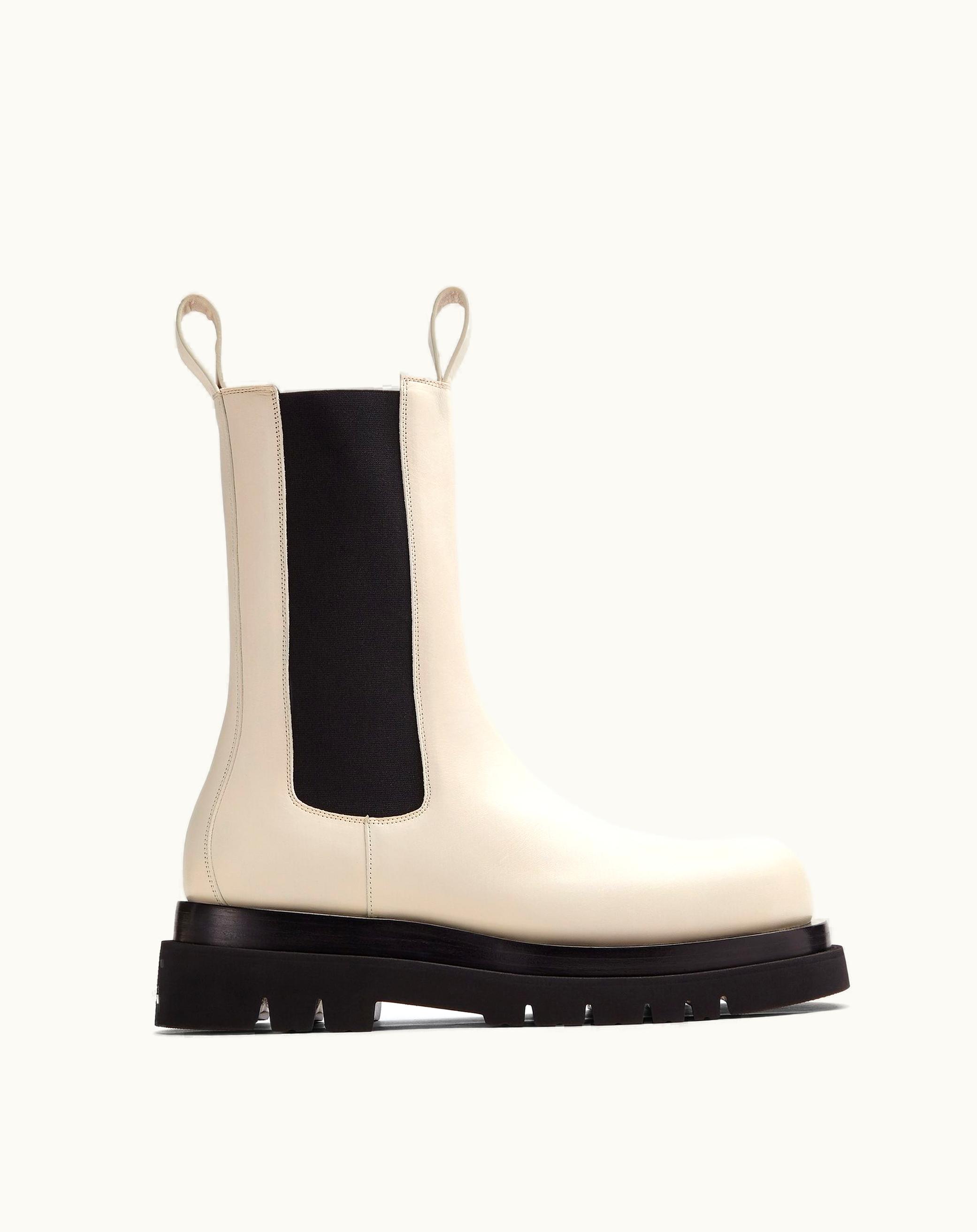 Bottega Veneta Bottega Veneta Men's Lug Chelsea Boot In Sea Salt