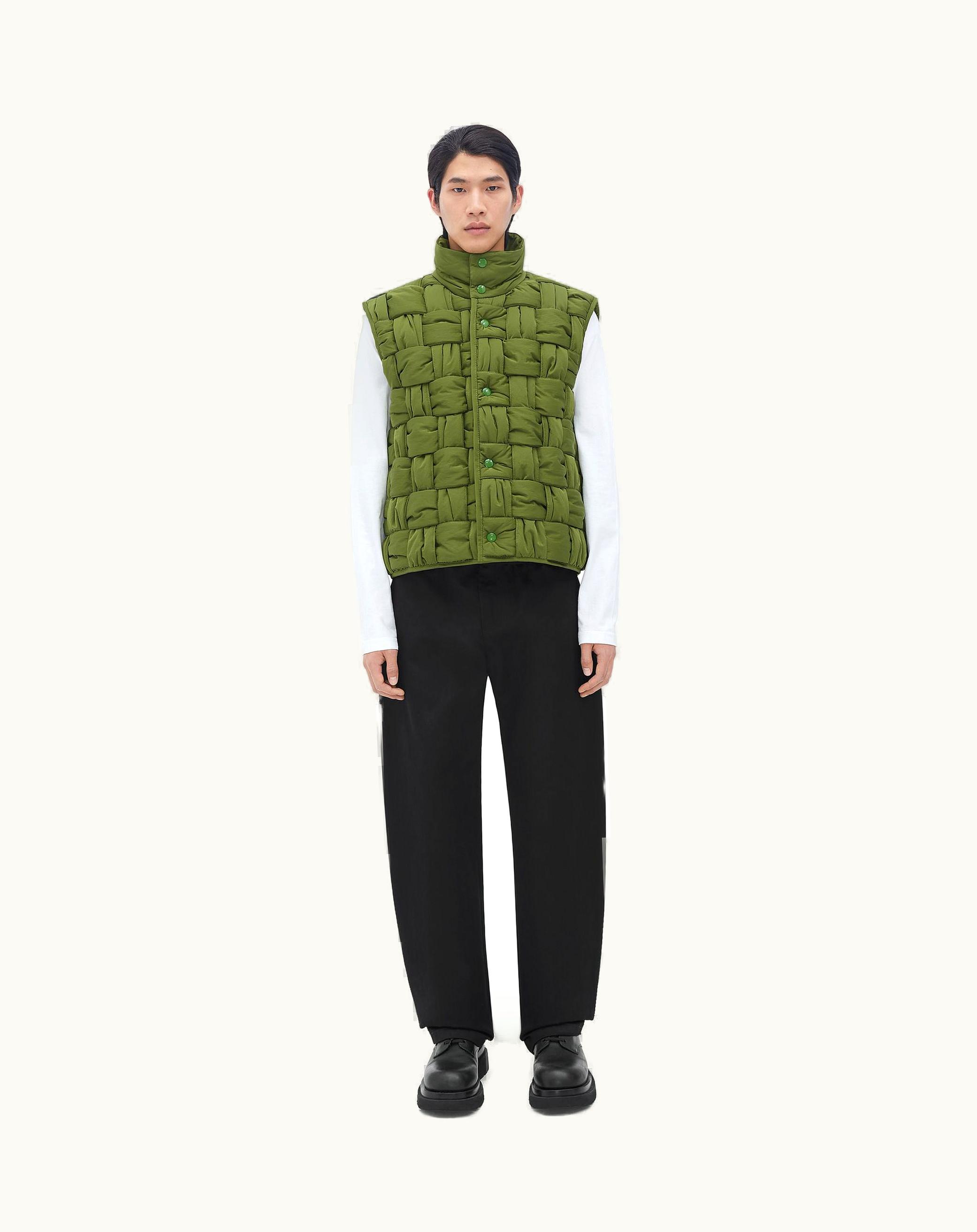 Bottega Veneta Bottega Veneta Men's Padded Nylon Intreccio Gilet In Jalapeno