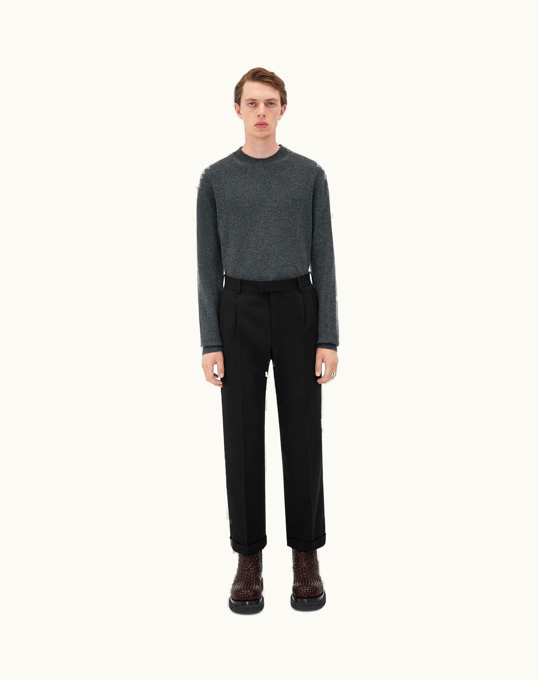 Bottega Veneta Bottega Veneta Men's Cropped Leg Grain De Poudre Trousers In Black
