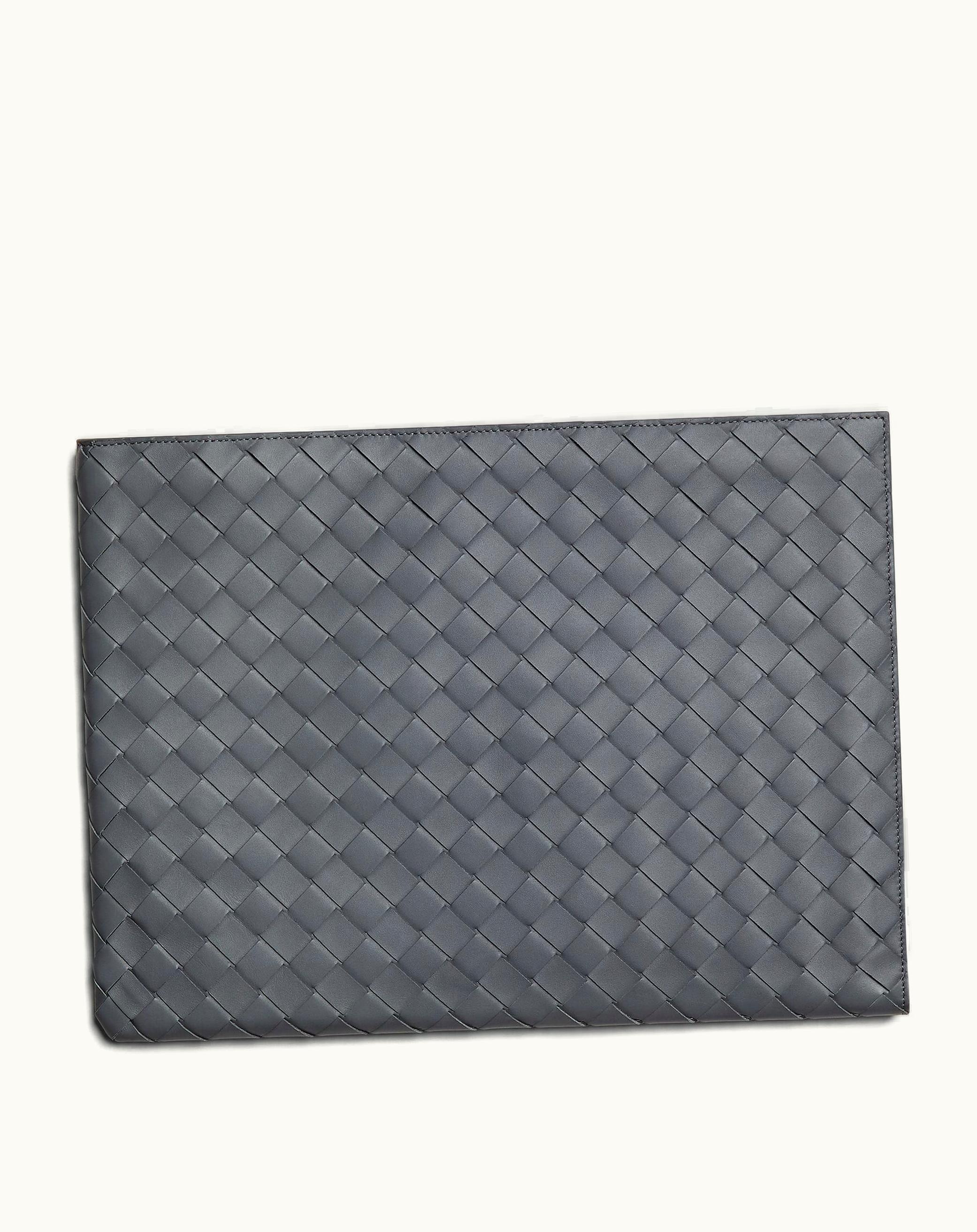 Bottega Veneta Bottega Veneta Men's Intrecciato Half Zip Pouch In Thunder / Pool