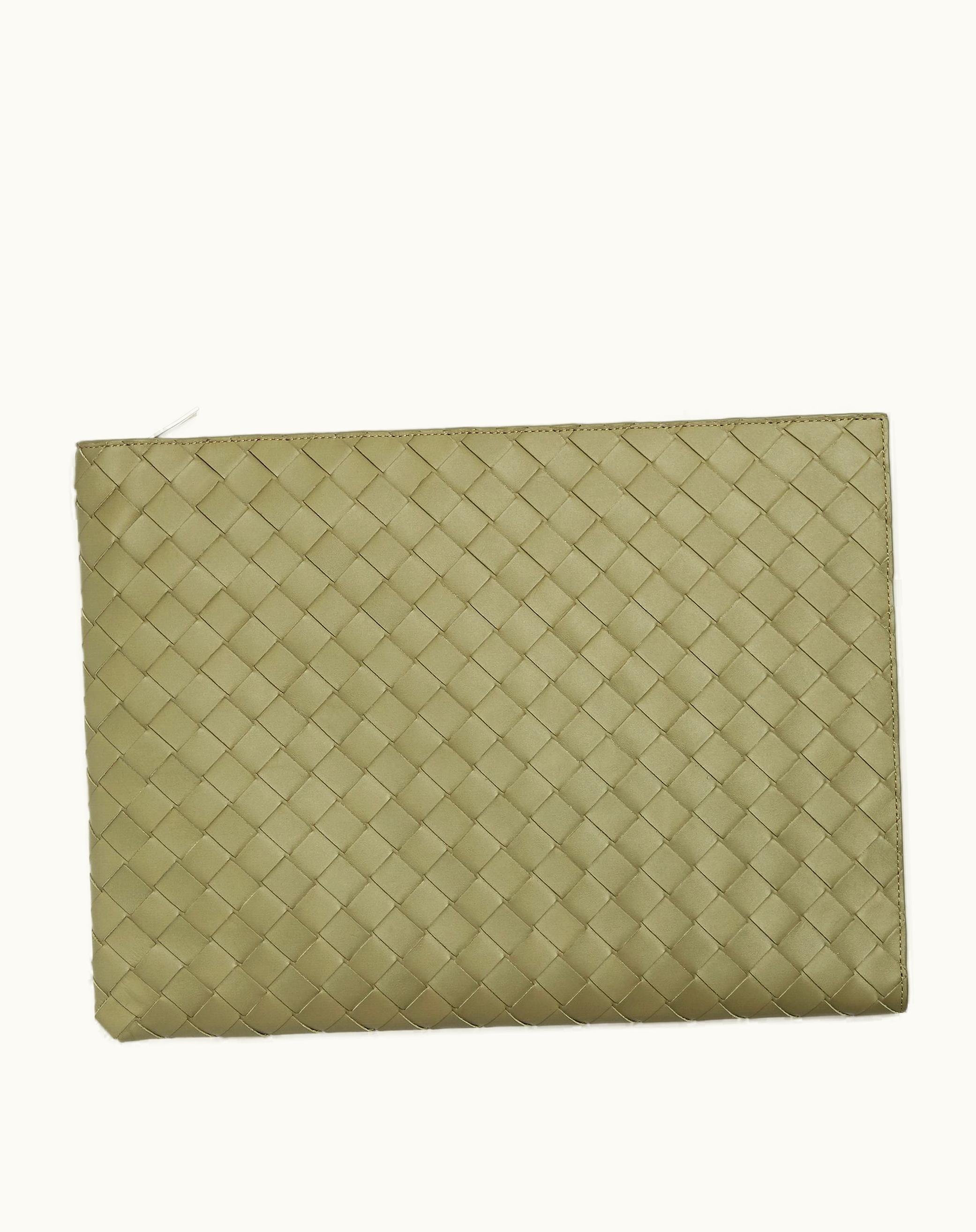 Bottega Veneta Bottega Veneta Men's Intrecciato Half Zip Pouch In Travertine / Parakeet
