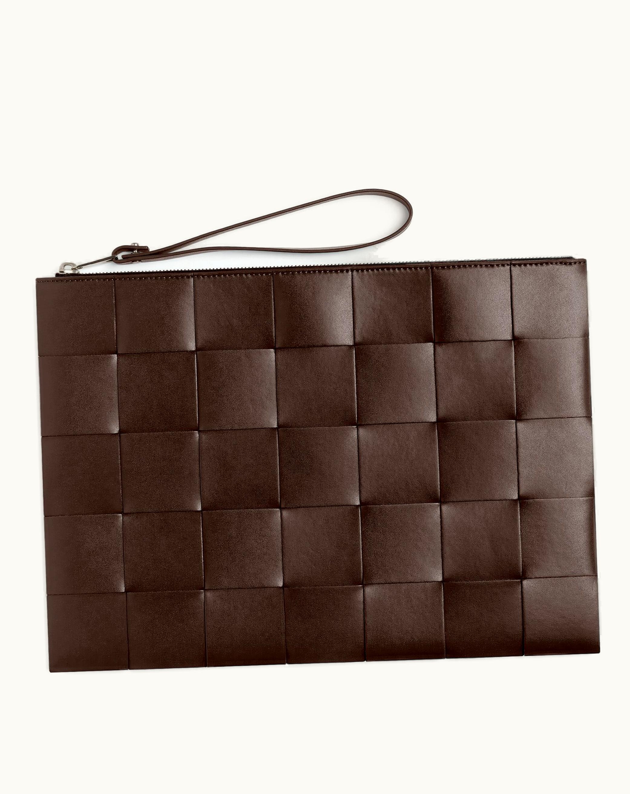 Bottega Veneta Bottega Veneta Men's Large Cassette Pouch In Light Brown