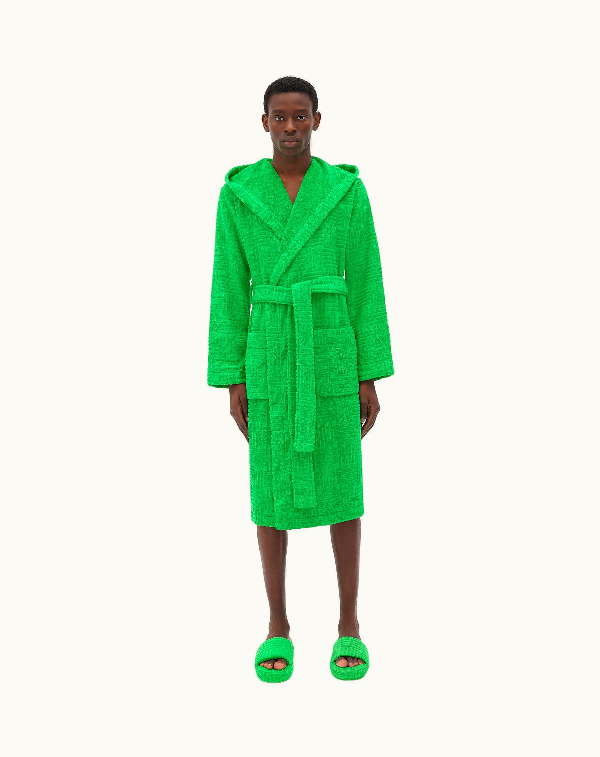 Bottega Veneta Men's Intreccio Pattern Cotton Bathrobe In Grass