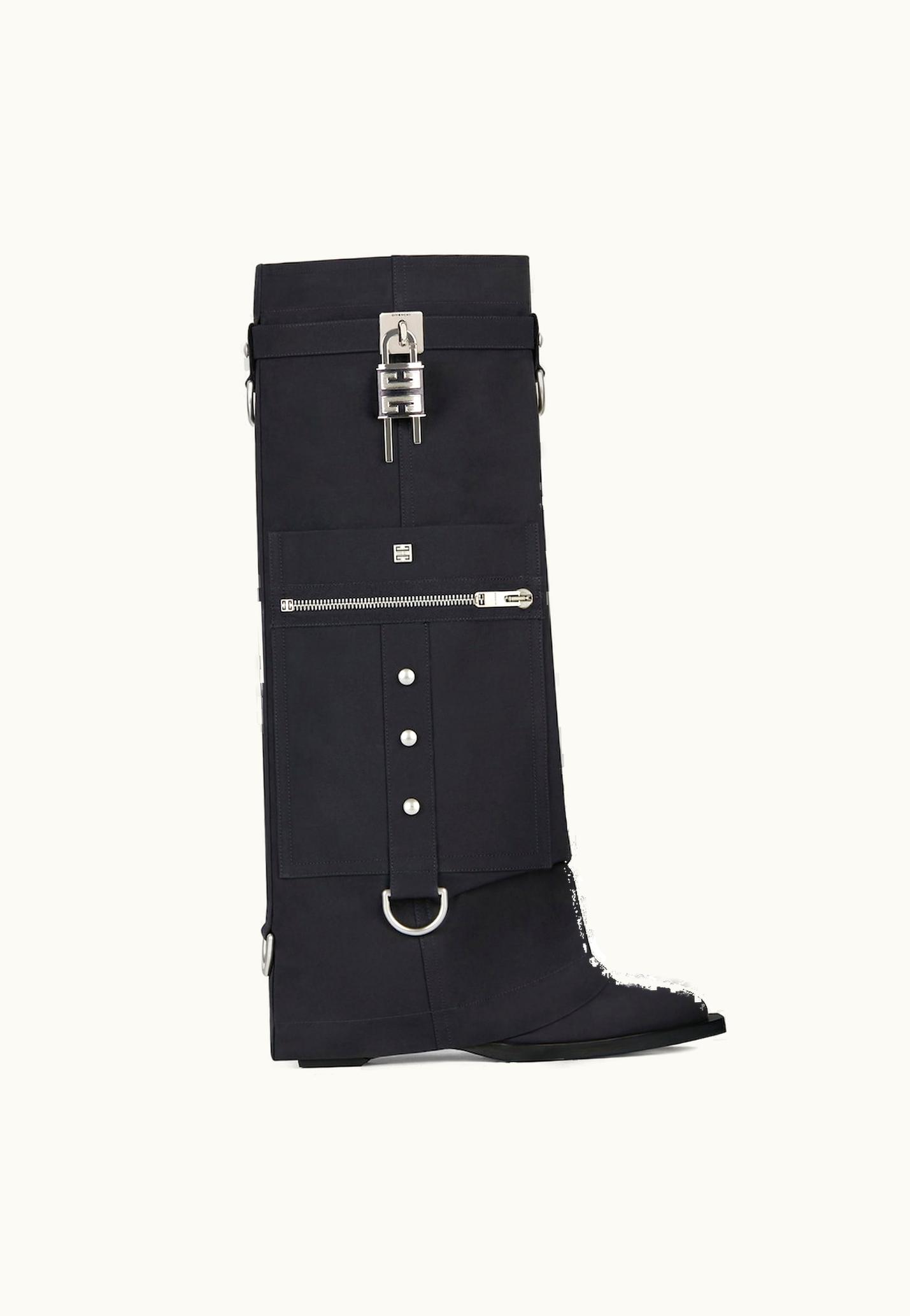 Givenchy Givenchy Shark Lock Cowboy Boots With Pocket And Buckles - Black