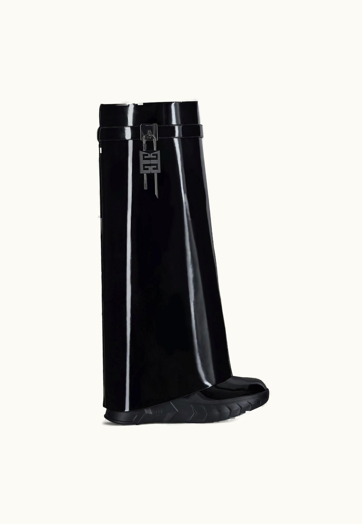 Givenchy Givenchy Shark Lock Biker Boots In Patent Leather - Black