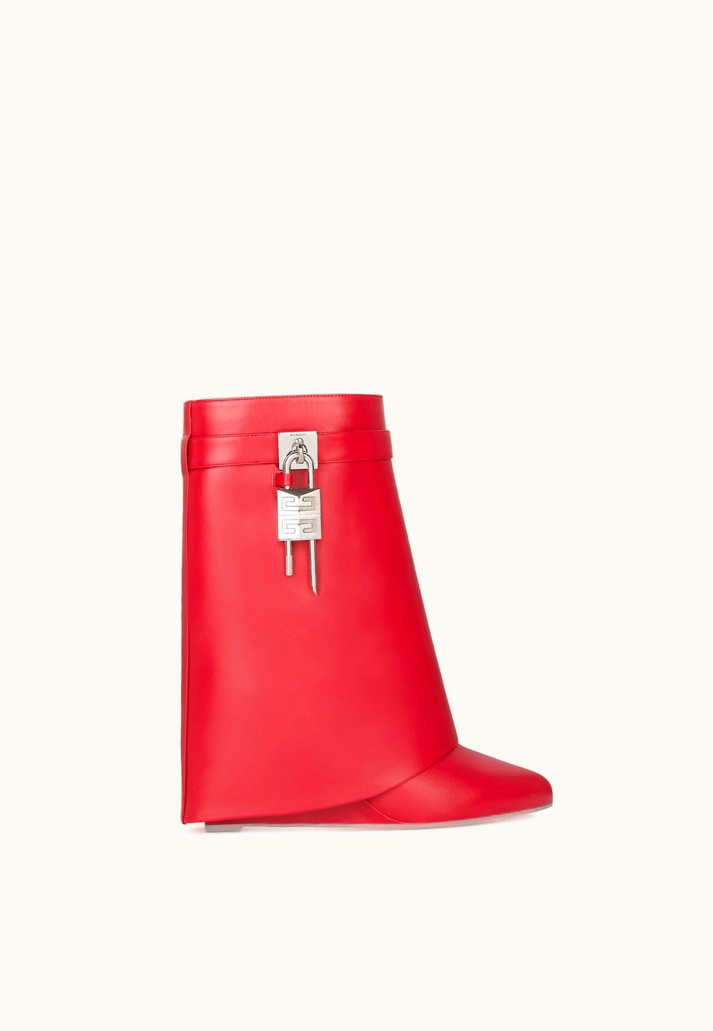 Givenchy Givenchy Shark Lock Ankle Boots In Leather - Red