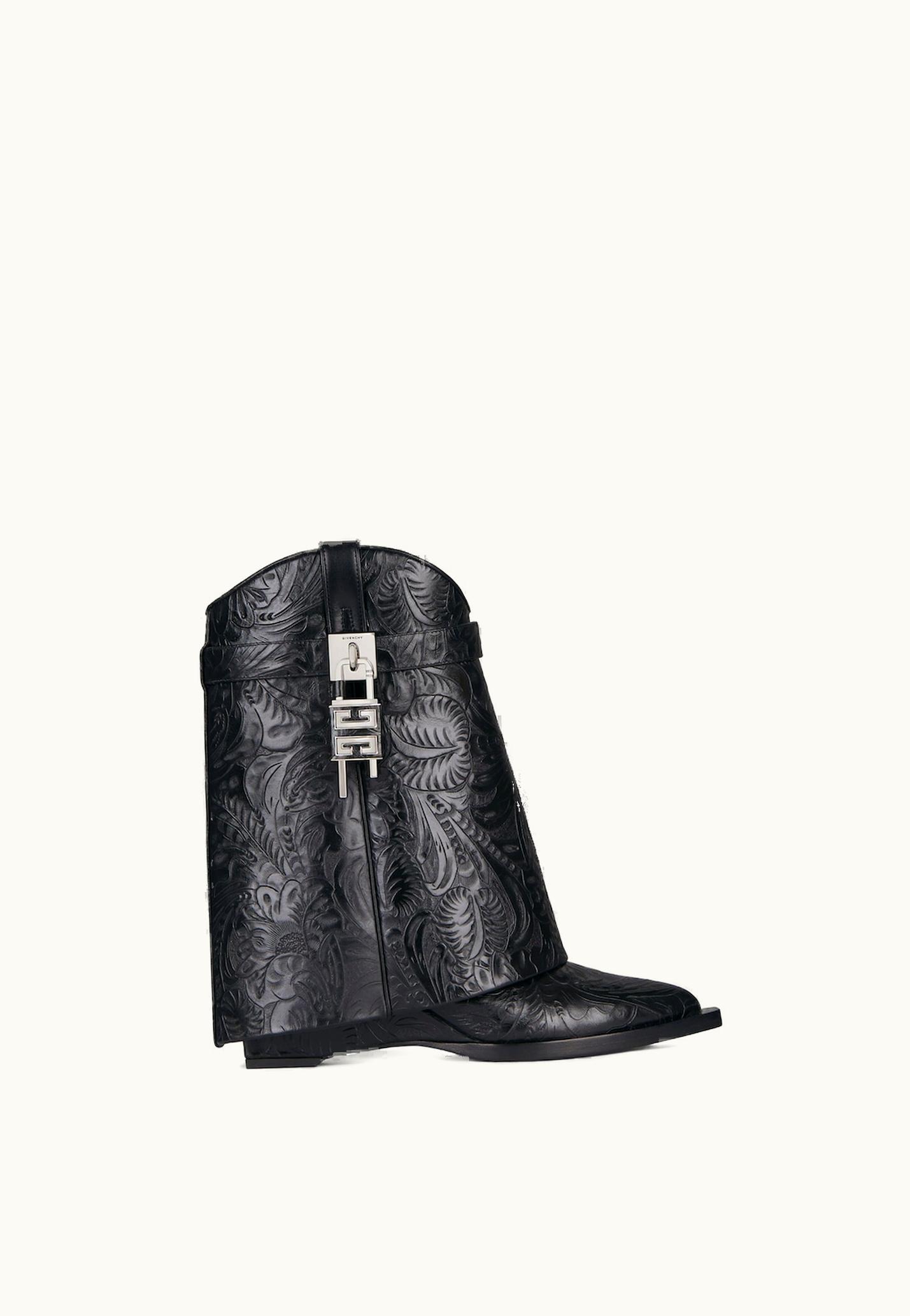 Givenchy Givenchy Shark Lock Cowboy Ankle Boots In Western Leather - Black