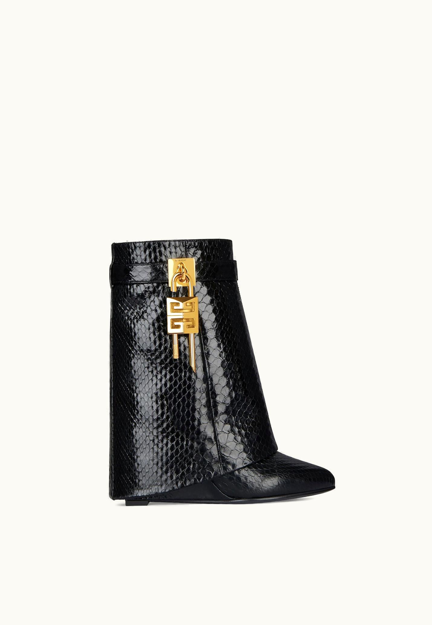 Givenchy Givenchy Shark Lock Ankle Boots In Python - Black