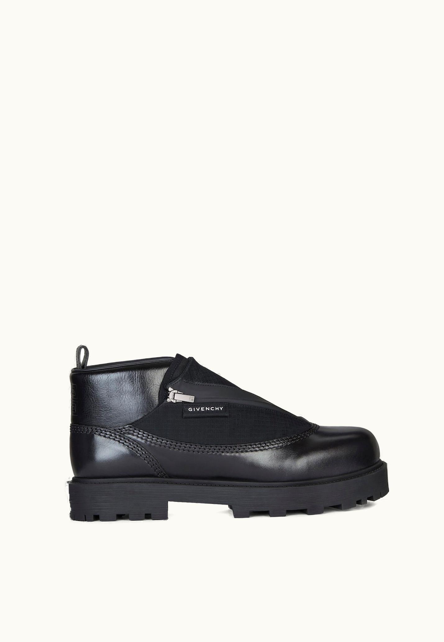 Givenchy Givenchy Storm Ankle Boots In Leather With Zip - Black