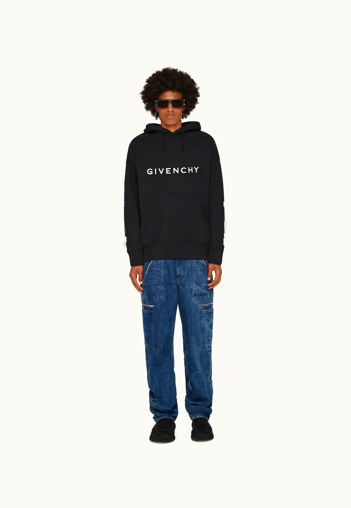 Givenchy Givenchy Archetype Slim Fit Hoodie In Fleece - Black