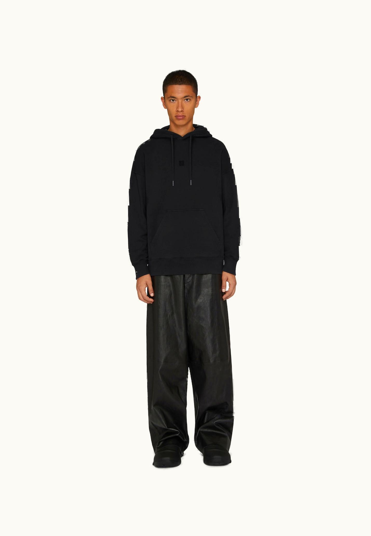 Givenchy Givenchy 4G Slim Fit Hoodie In Fleece - Black