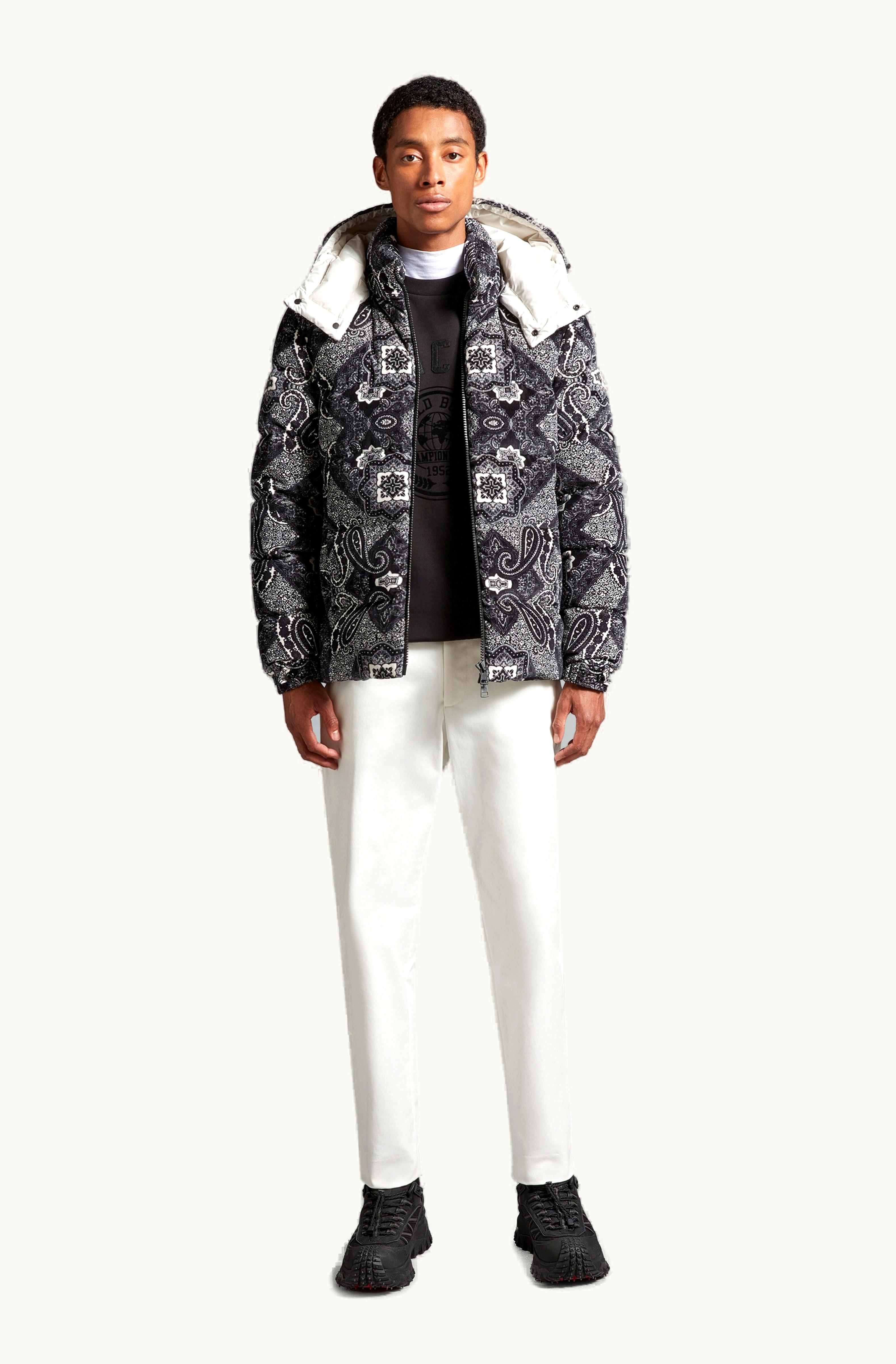 Moncler Moncler Gartempe Short Down Jacket White & Dark Gray