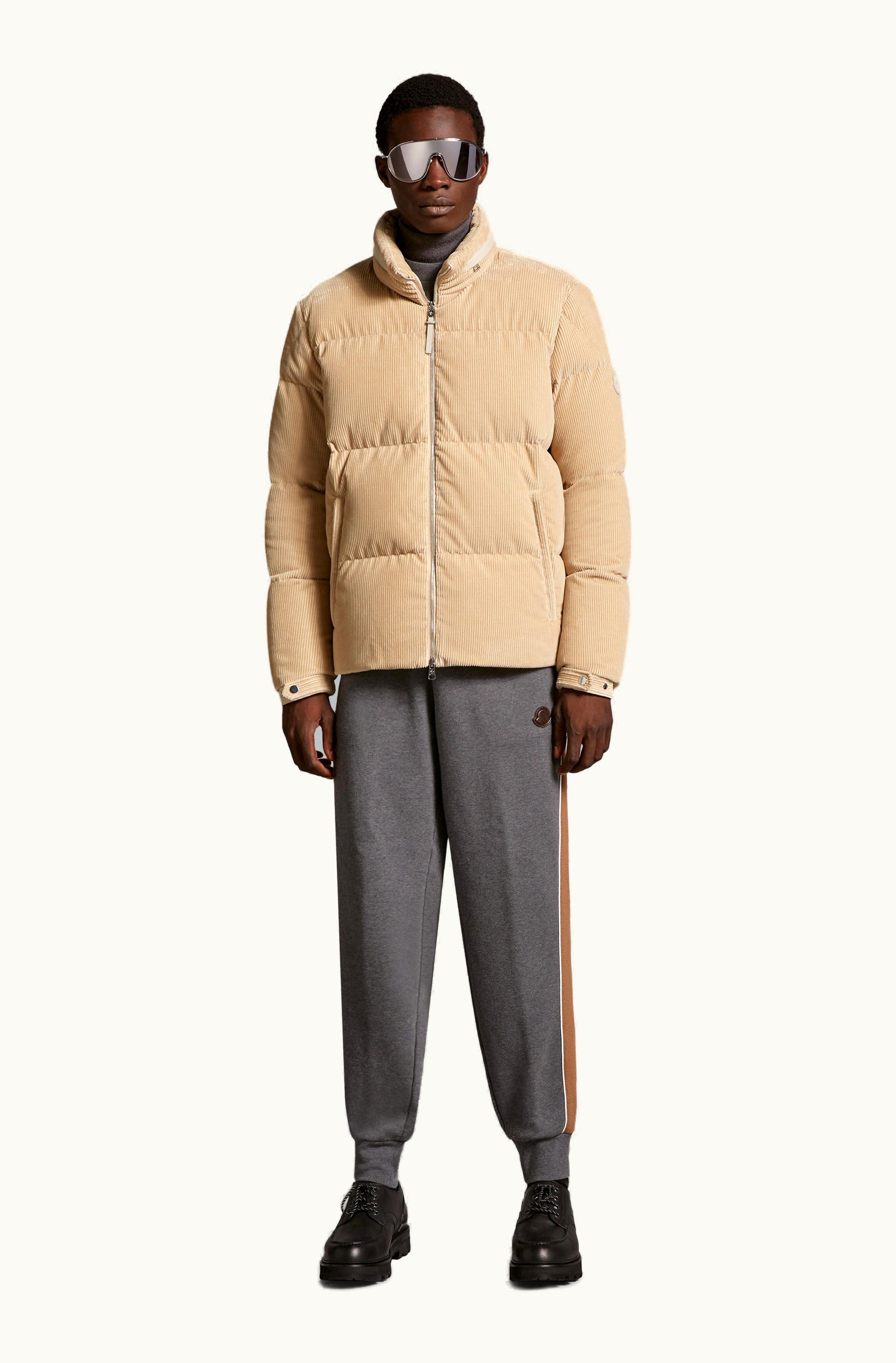 Moncler Moncler Besbre Short Down Jacket Beige