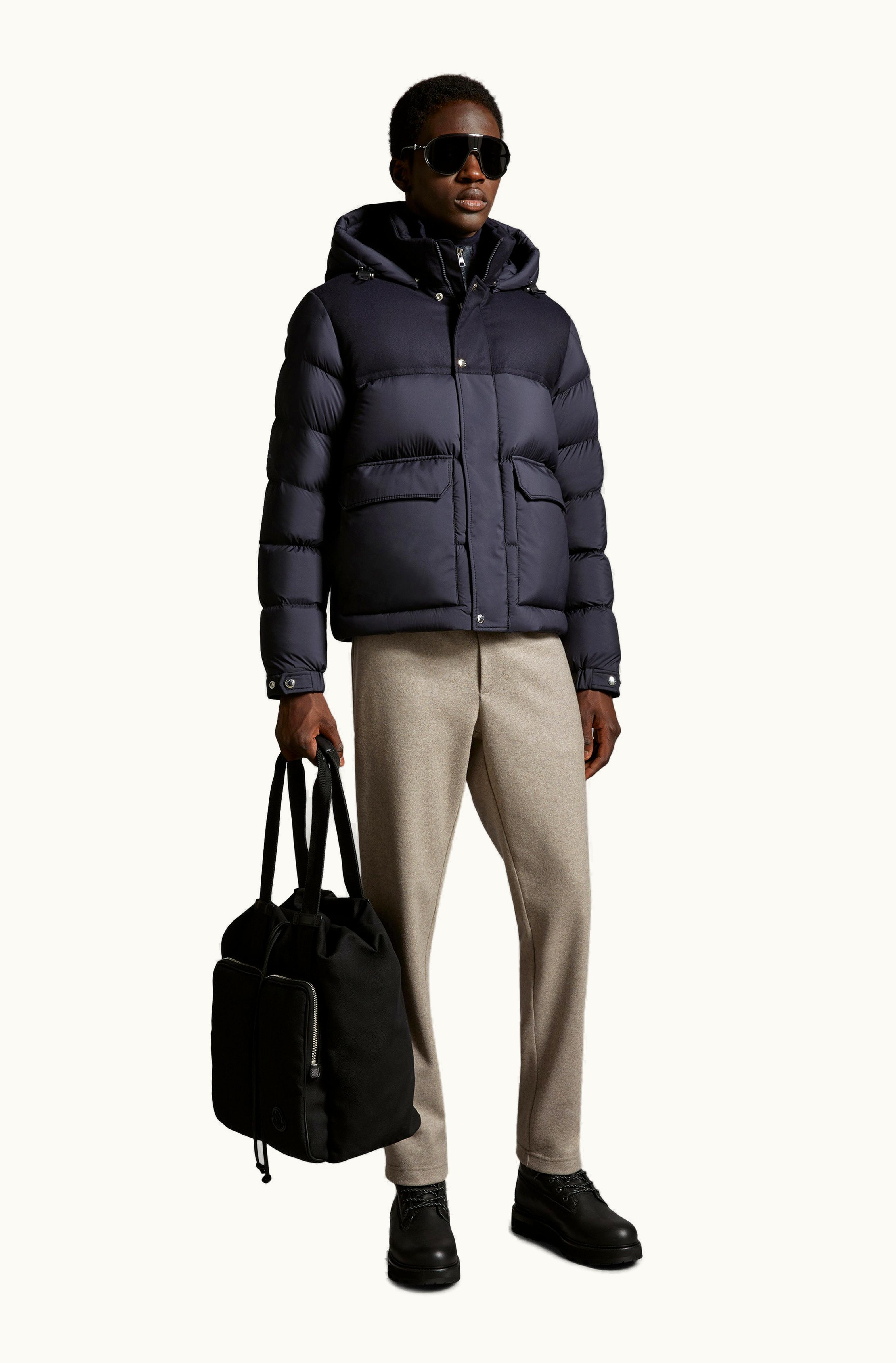Moncler Moncler Mussala Short Down Jacket Night Blue