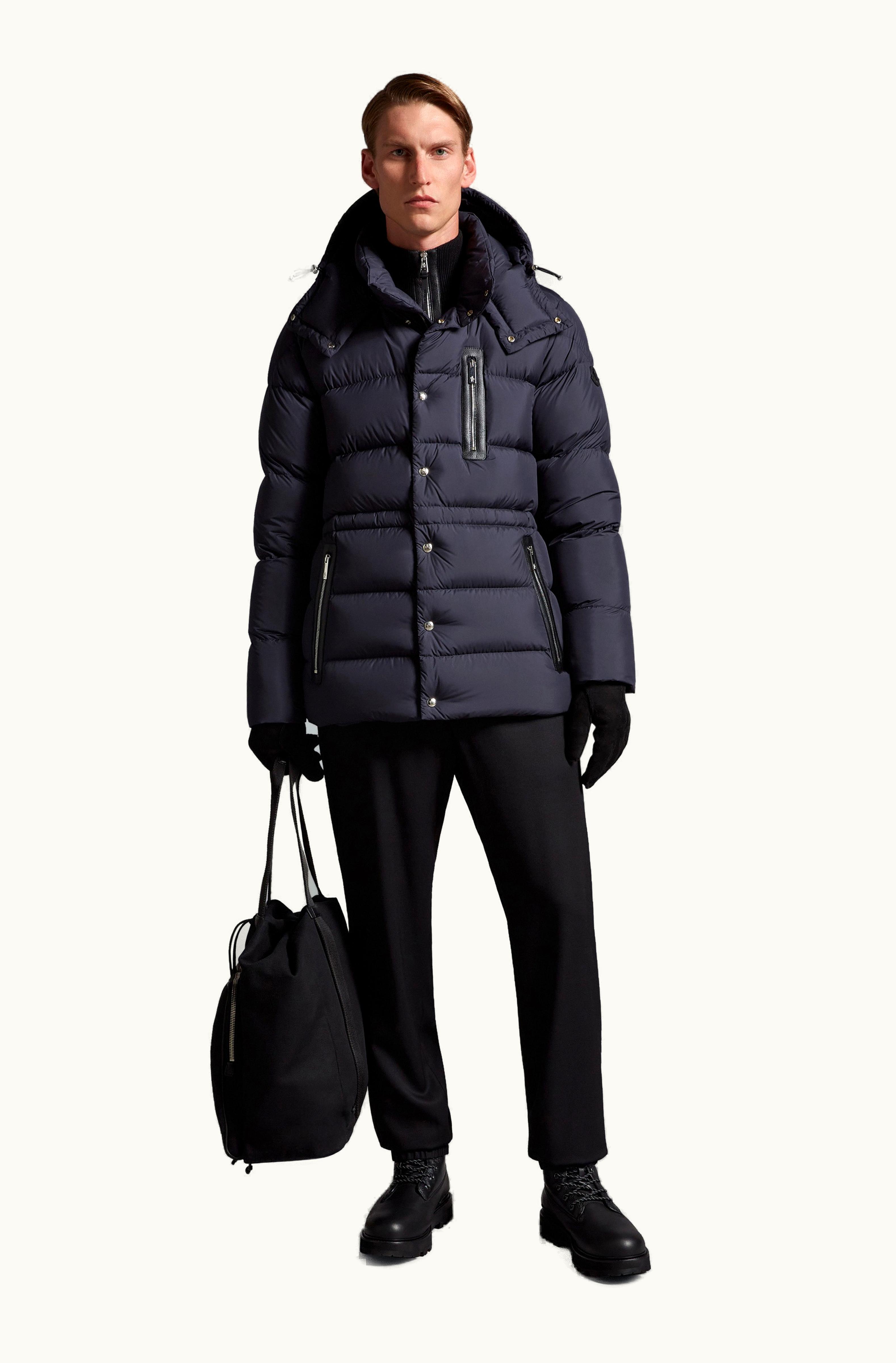 Moncler Moncler Bauges Short Down Jacket Midnight Navy Blue