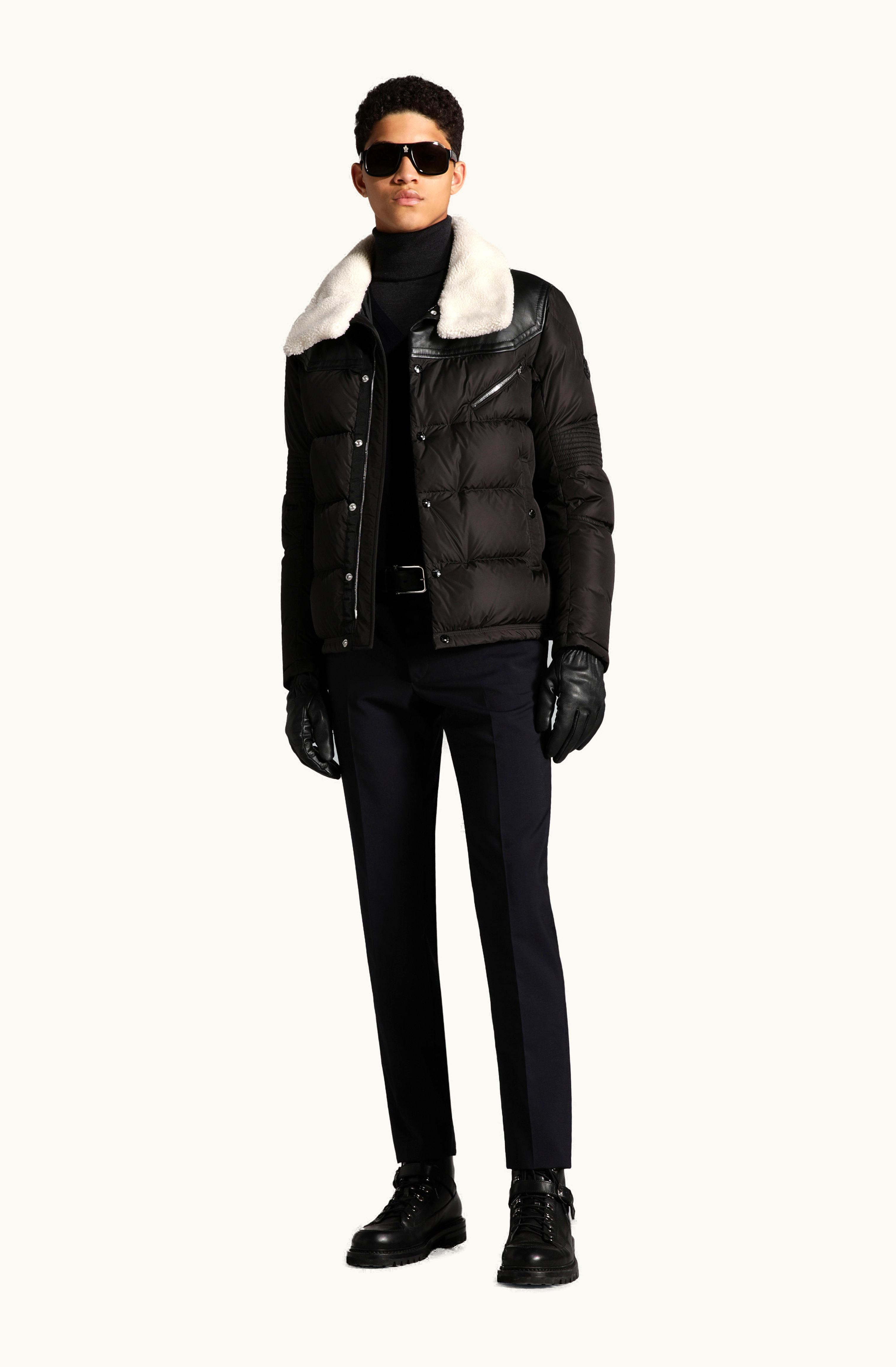 Moncler Moncler Leo Short Down Jacket Black