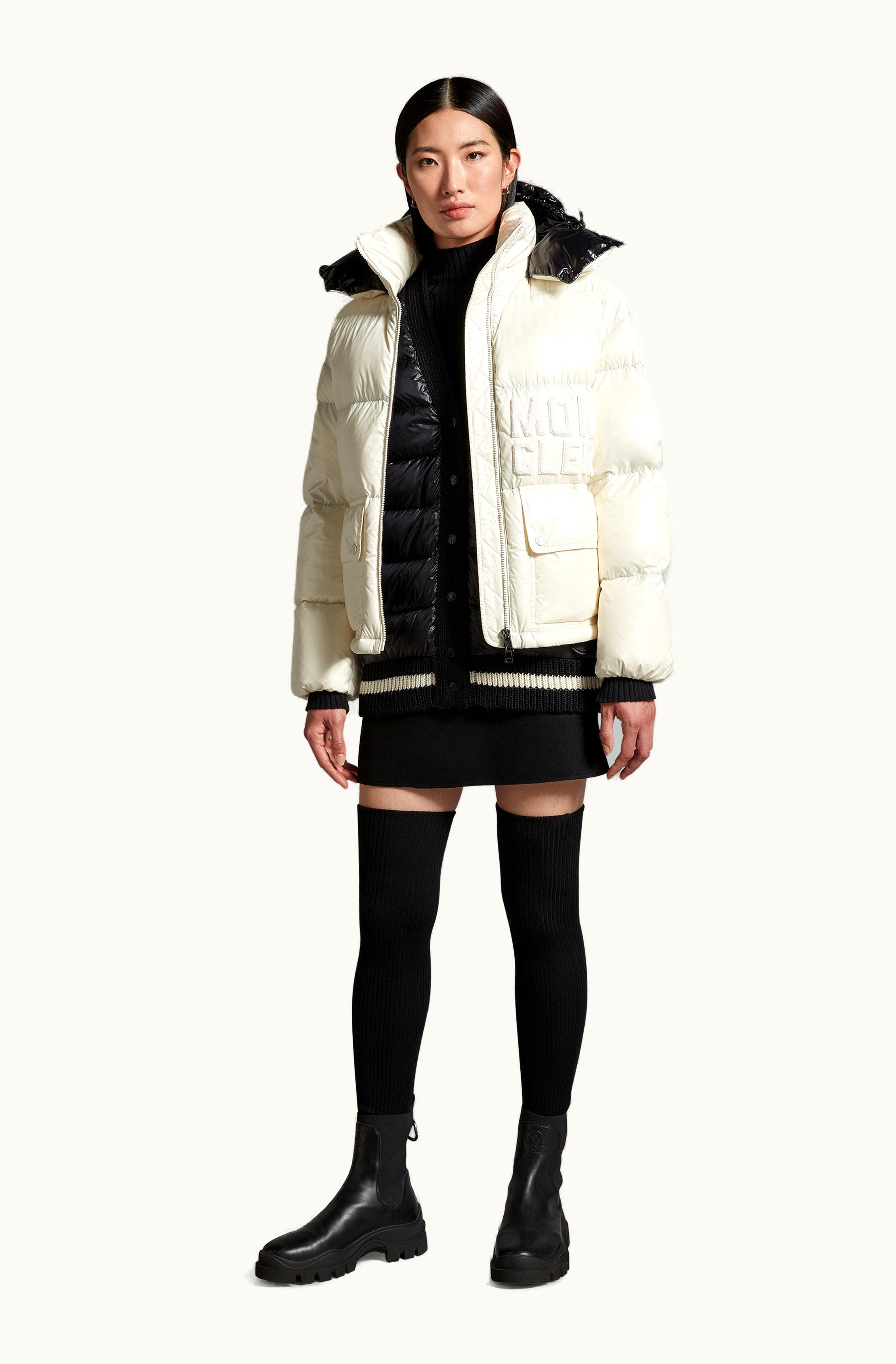 Moncler Moncler Abbaye Short Down Jacket White