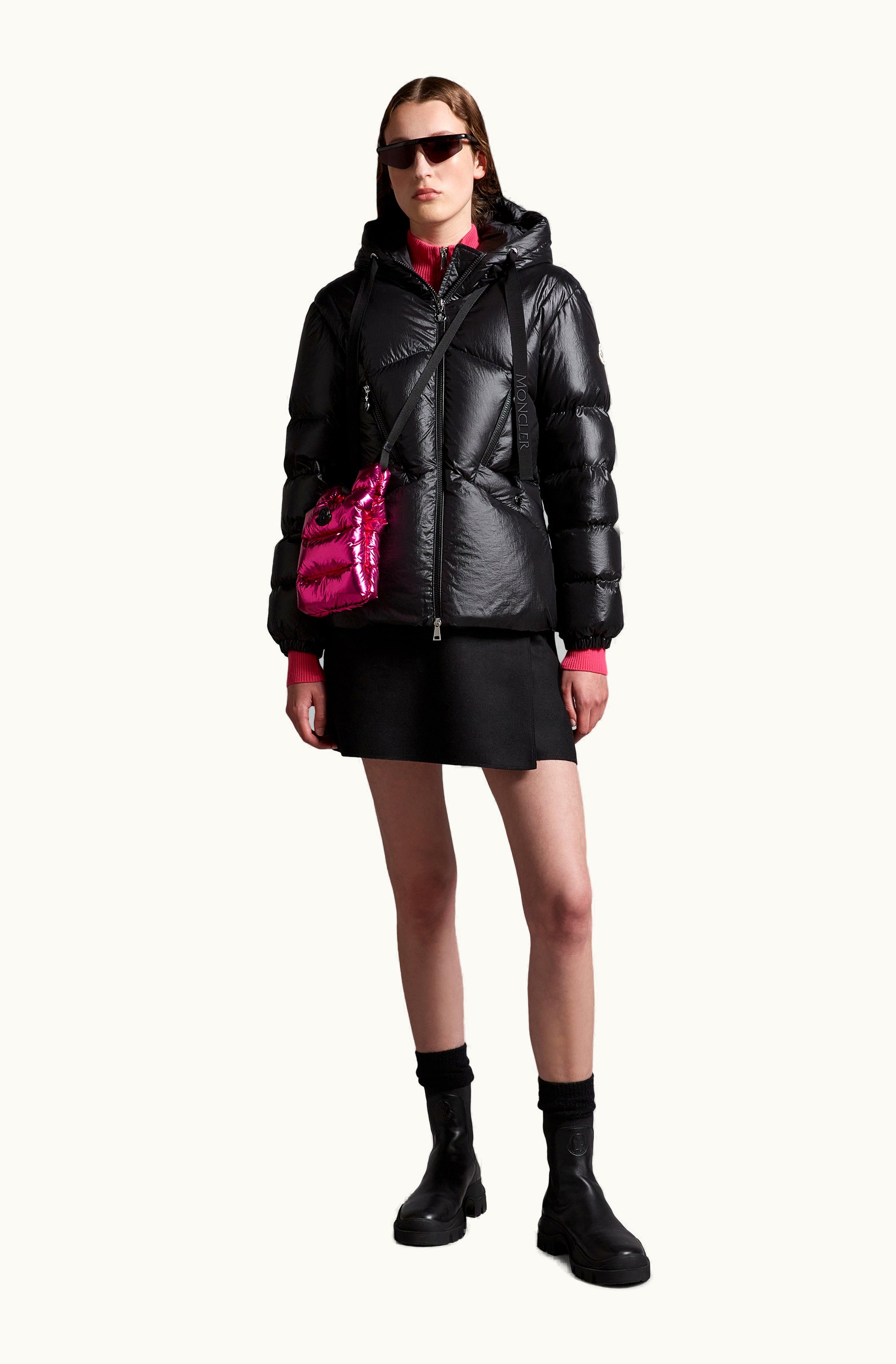 Moncler Moncler Seine Short Down Jacket Black