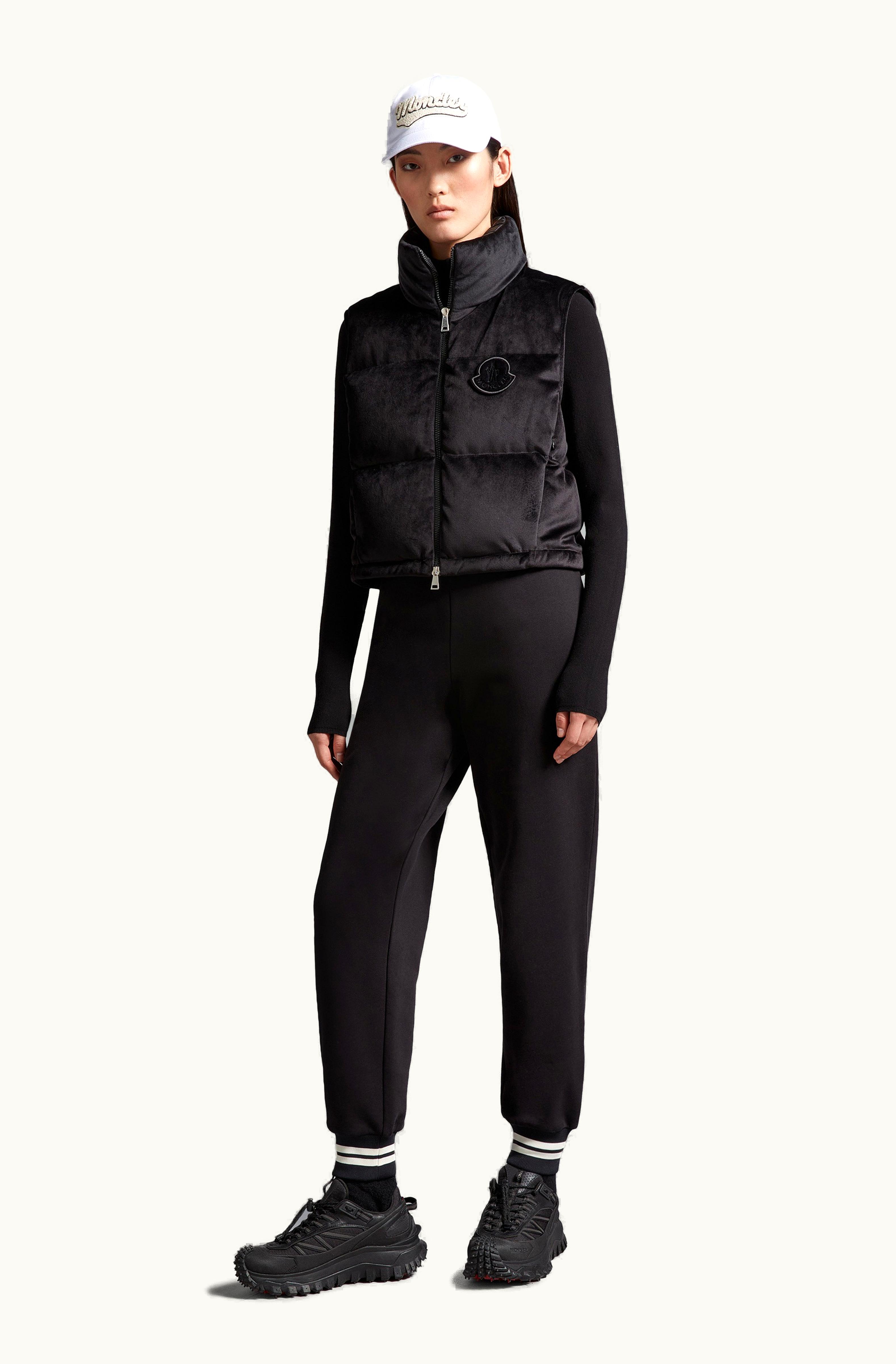 Moncler Moncler Blavet Down Gilet Black Black