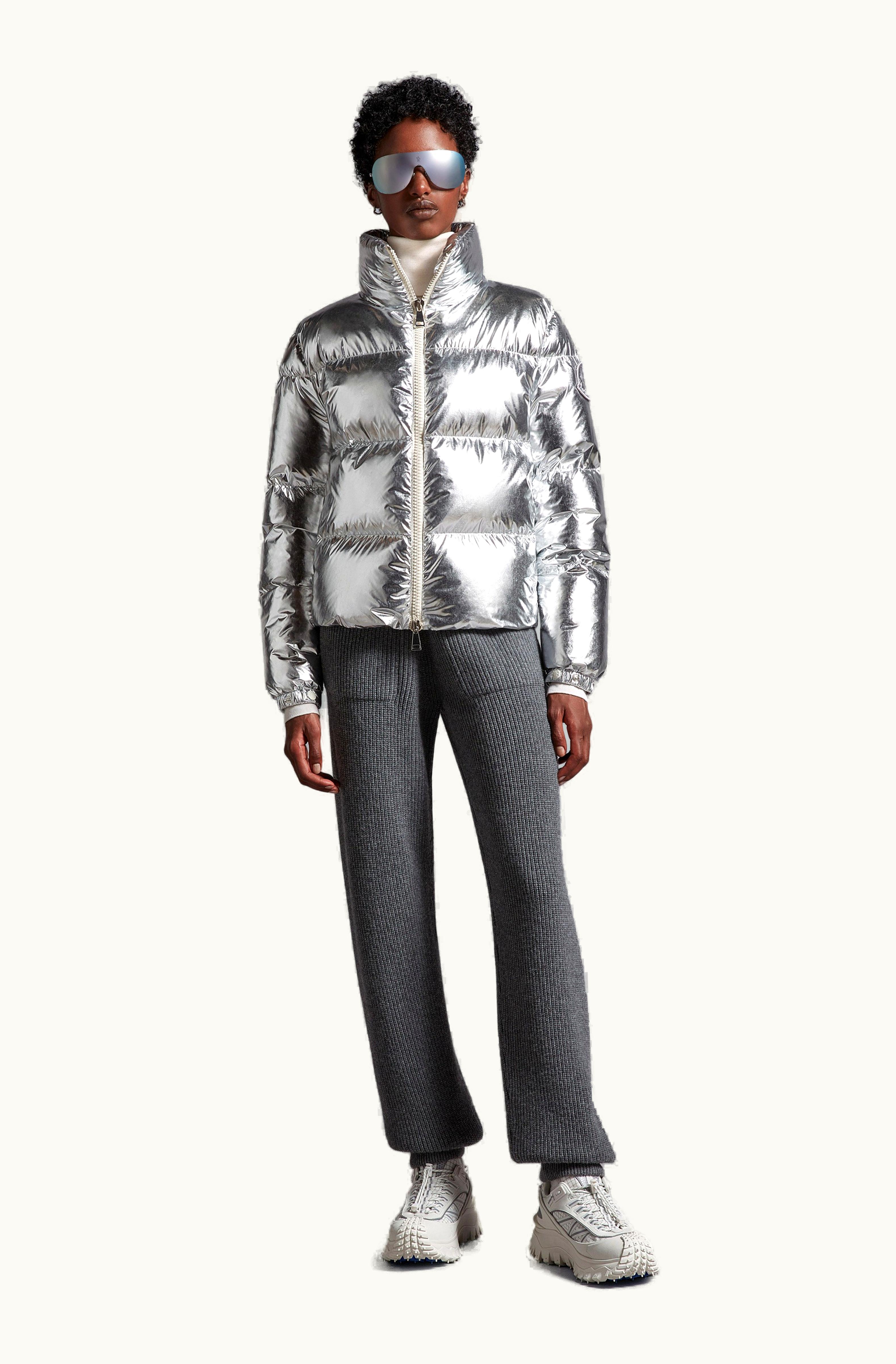 Moncler Moncler Meuse Short Down Jacket Silver