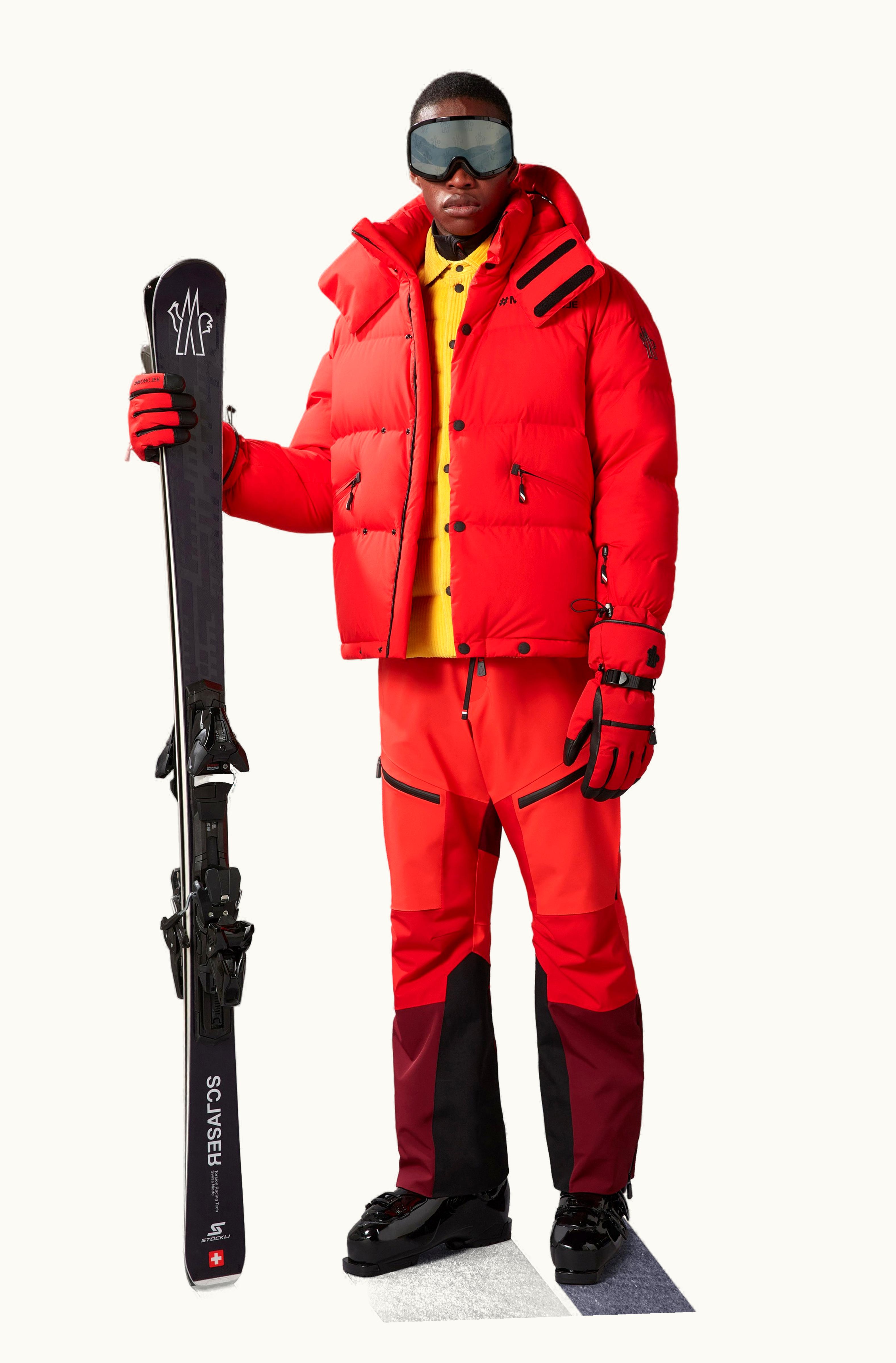 Moncler Moncler Coraia Short Down Jacket Fire Red