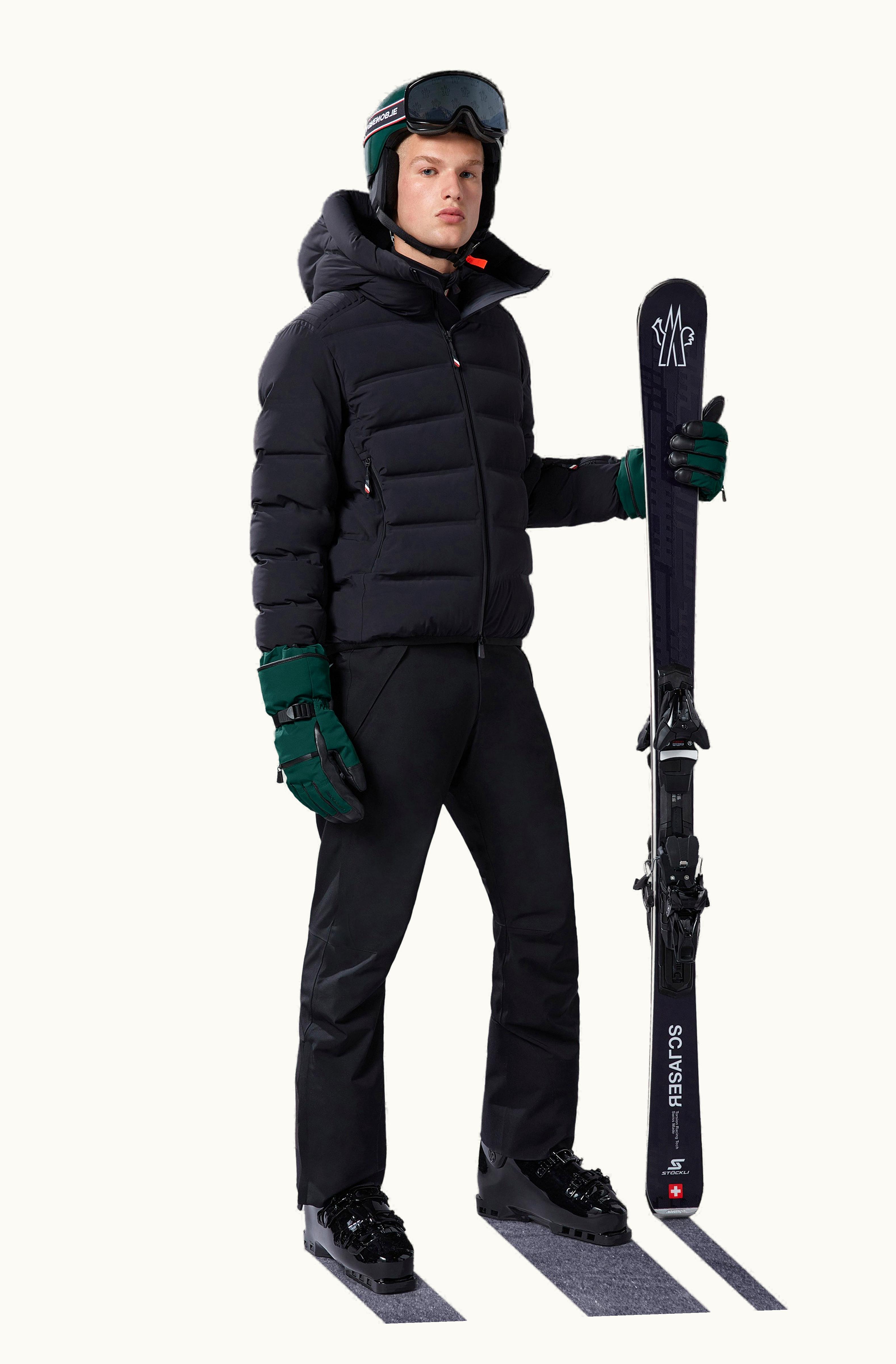 Moncler Moncler Lagorai Short Down Jacket Black