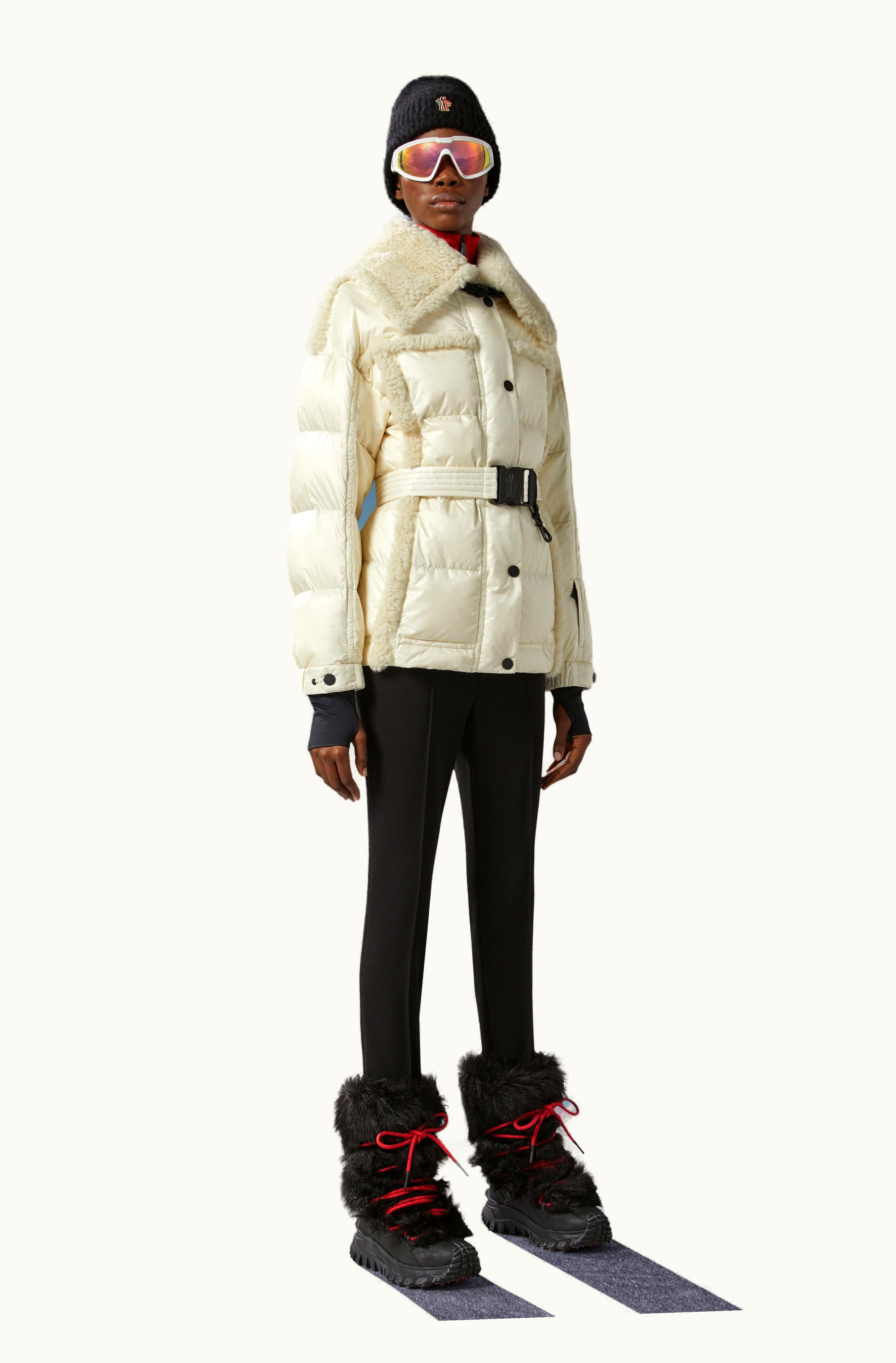 Moncler Moncler Biollay Short Down Jacket Off White