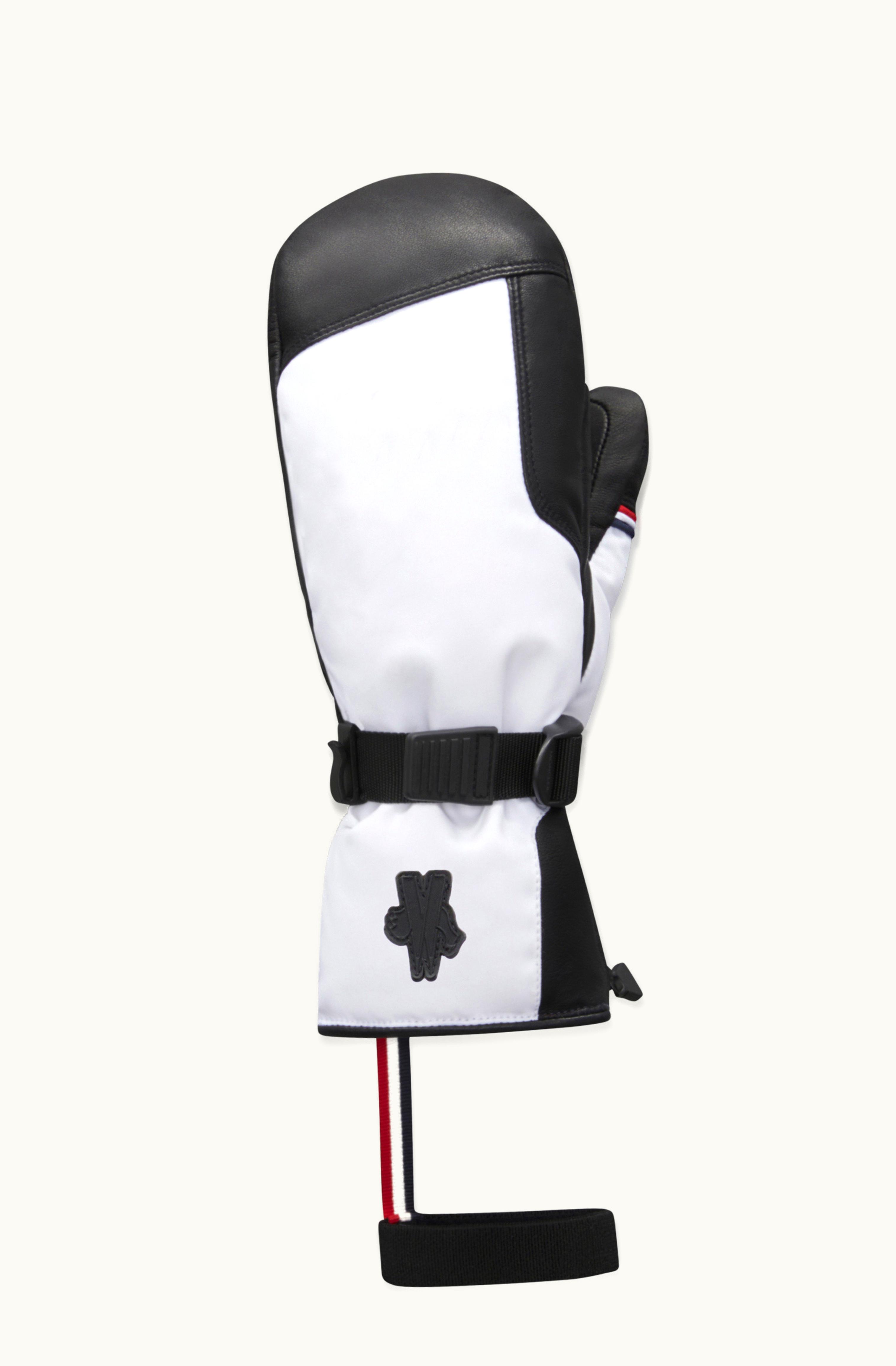 Moncler Moncler Gloves Snow White