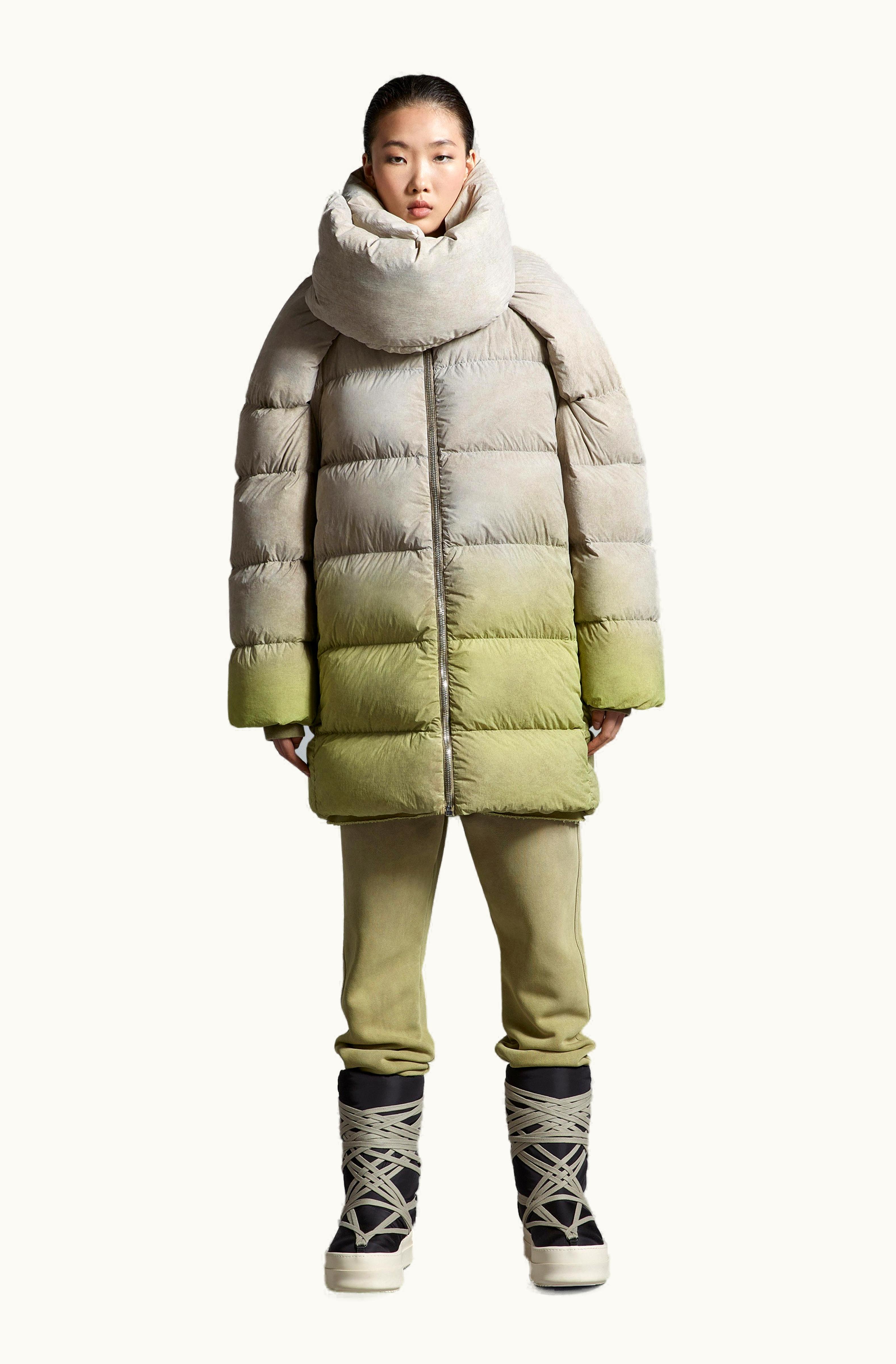 Moncler Moncler Convertible Long Down Jacket Beige & Green