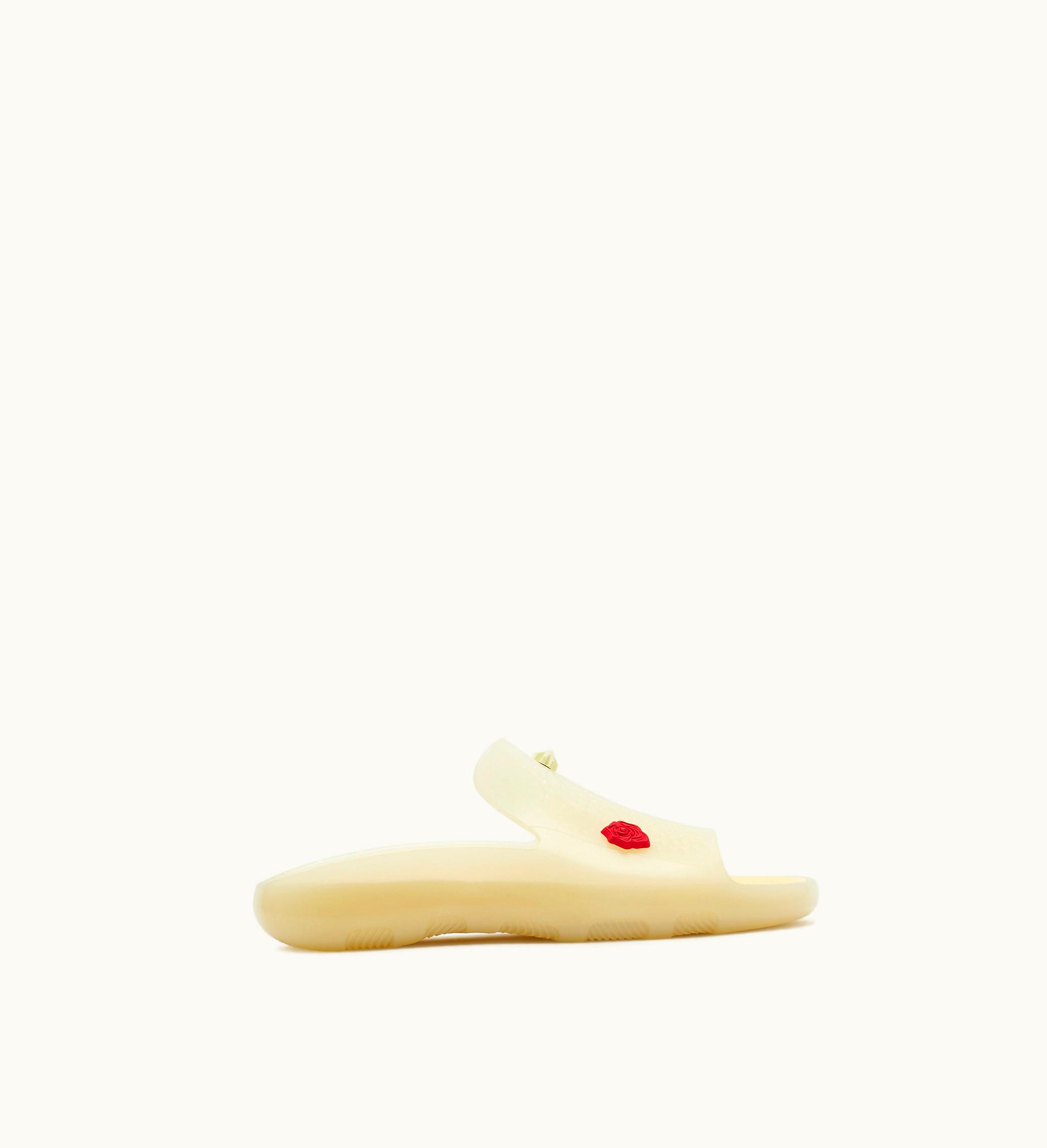 Burberry Burberry Rubber Stingray Slides In Marshmallow - Women