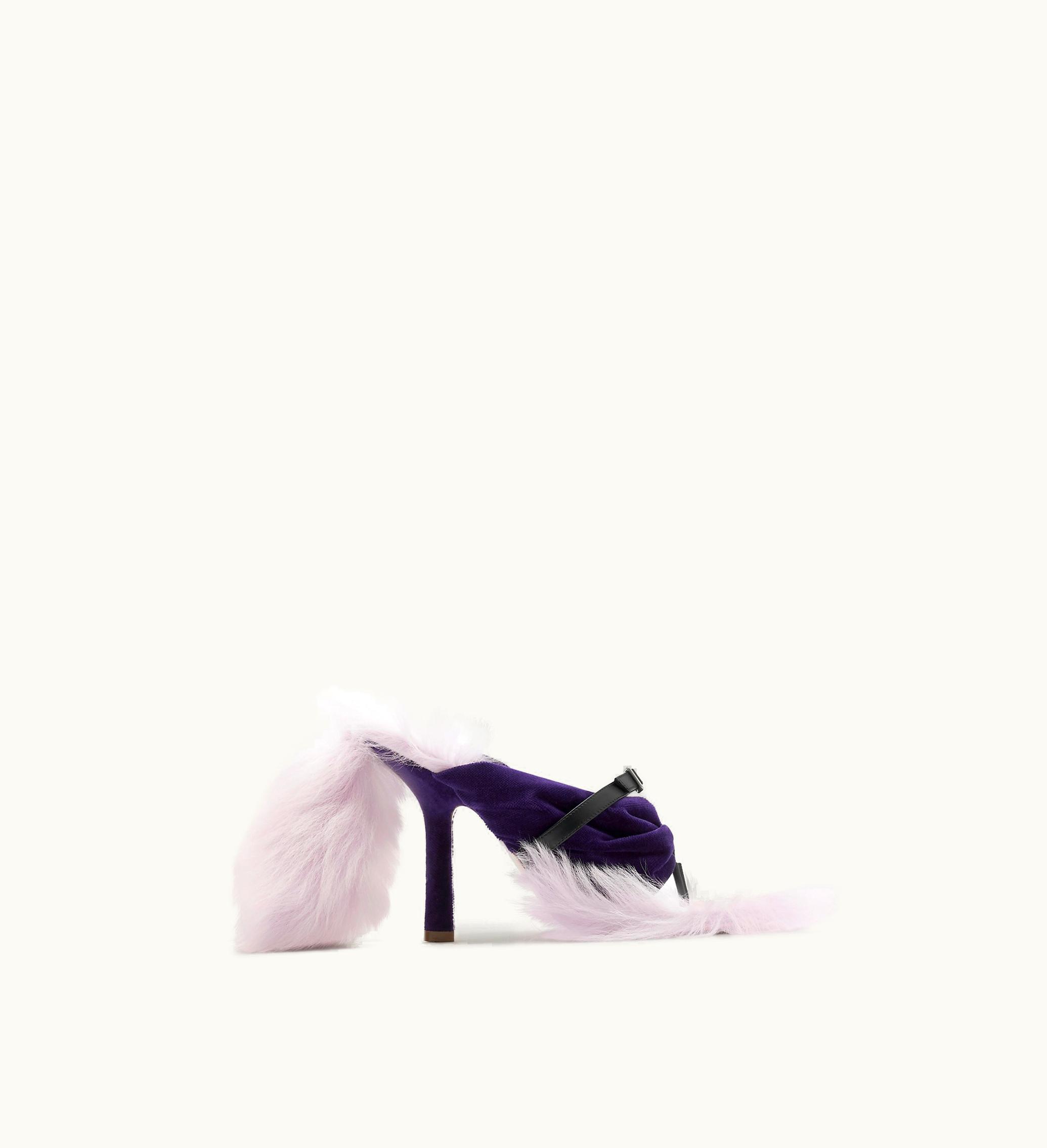 Burberry Burberry Shearling Step Post Sandals In Mallow / Black - Women