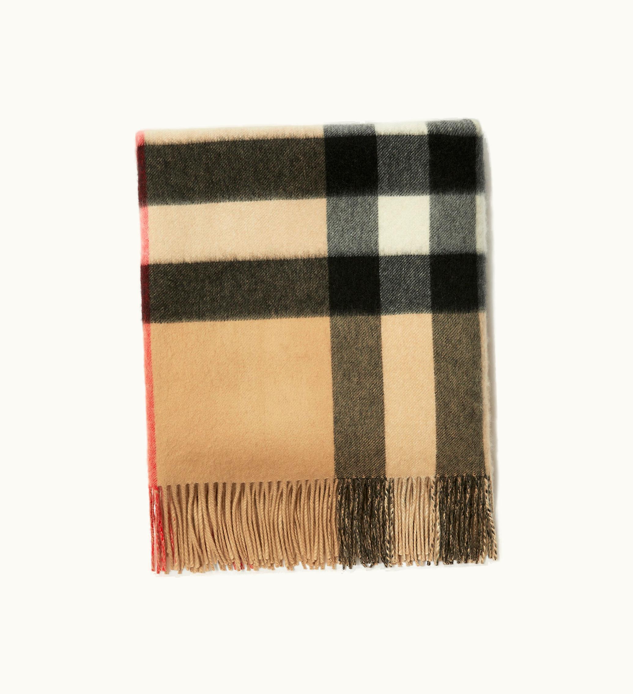 Burberry Burberry Check Cashmere Blanket In Archive Beige