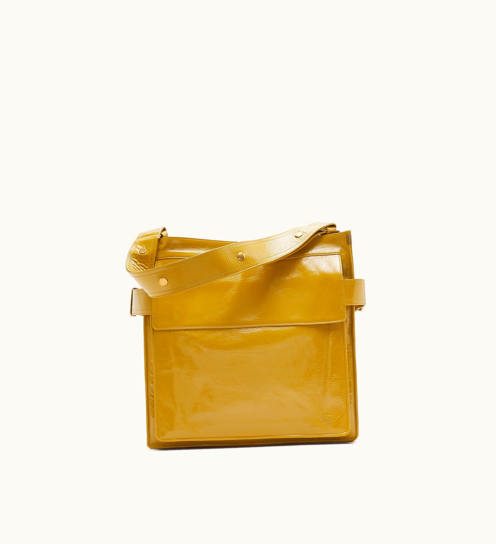 Burberry Burberry Trench Tote In Manilla