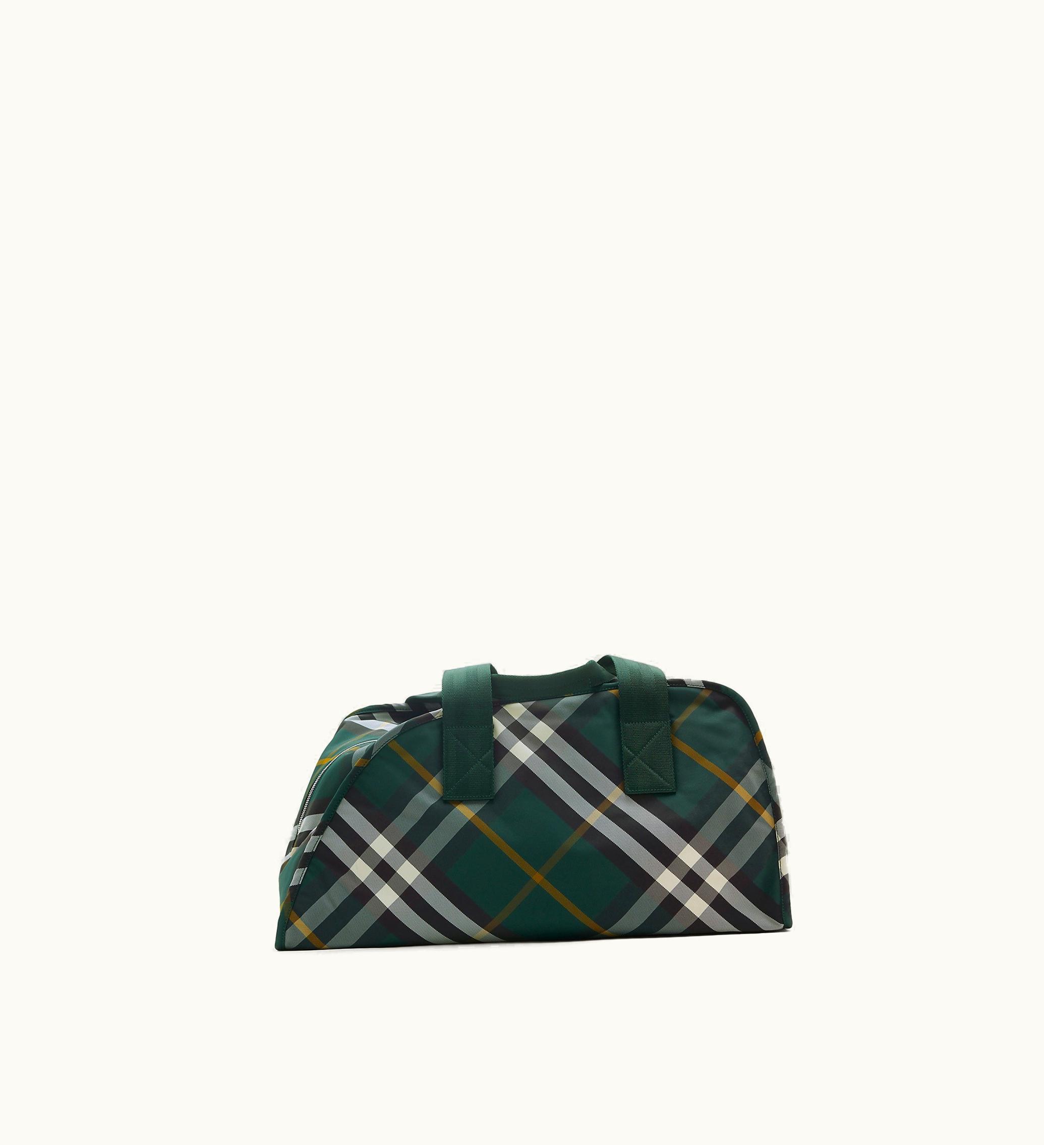 Burberry Burberry Medium Shield Duffle Bag In Ivy - Men
