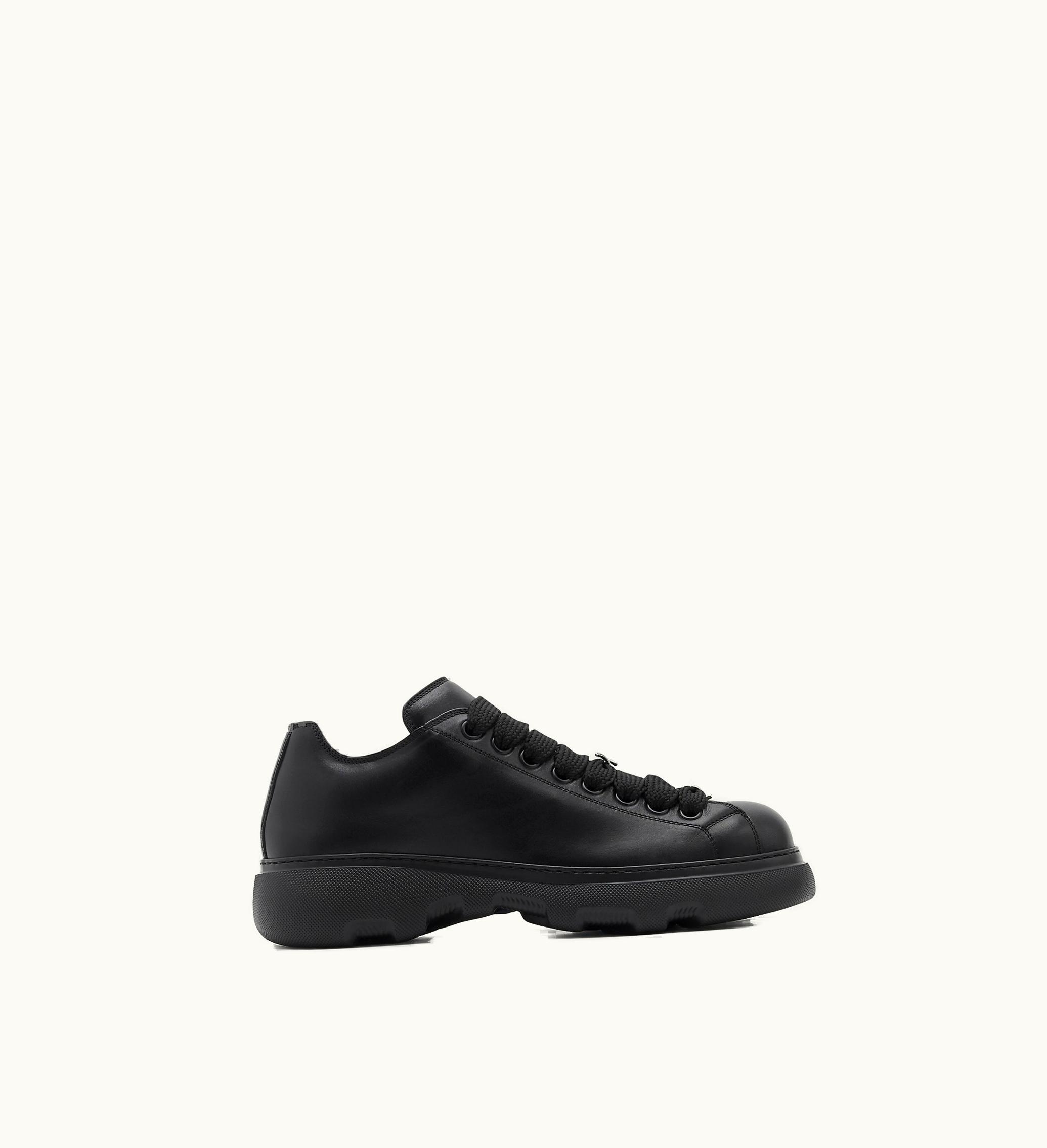 Burberry Burberry Leather Ranger Shoes In Black - Men