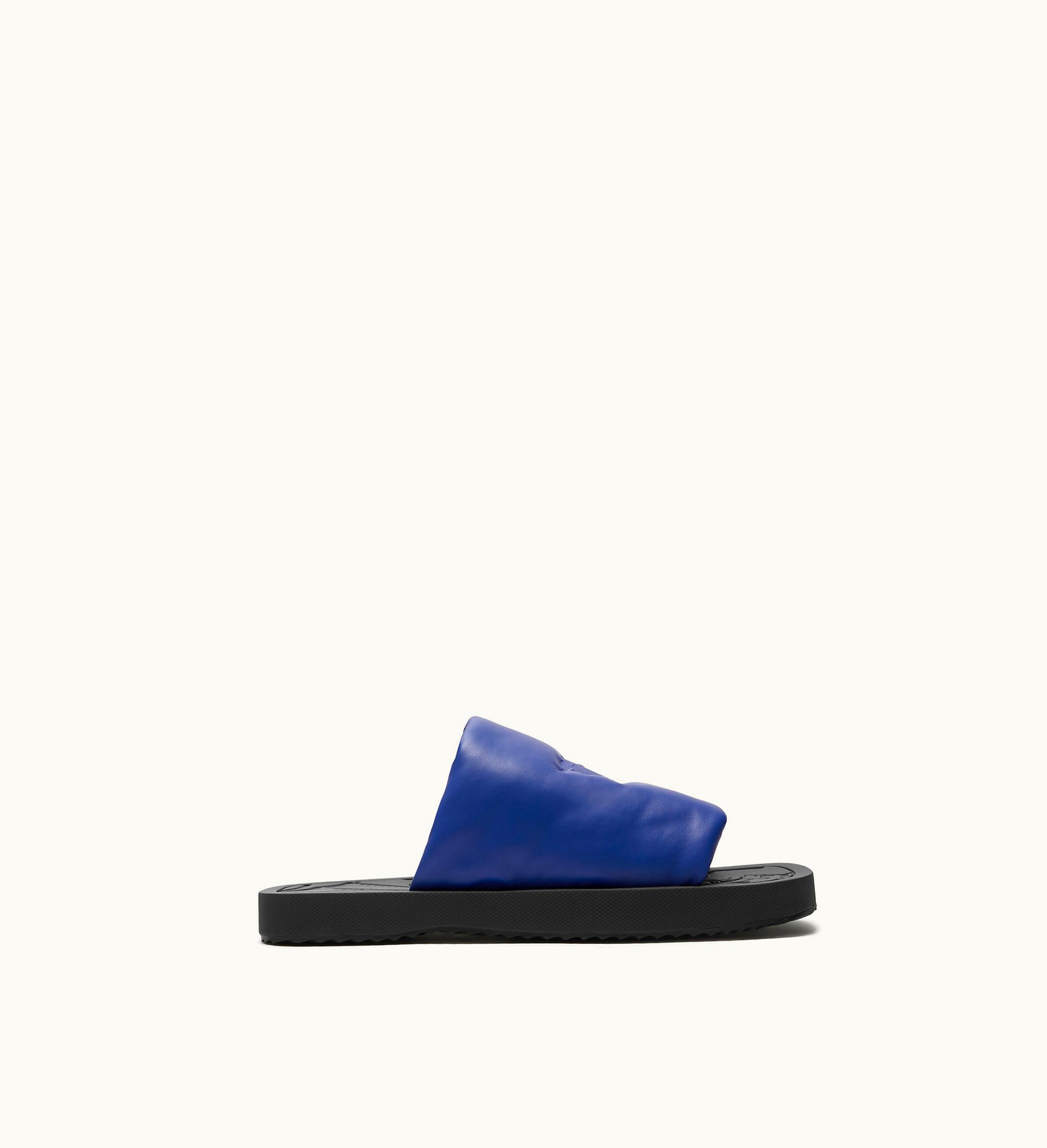 Burberry Burberry Ekd Slab Slides In Knight - Men