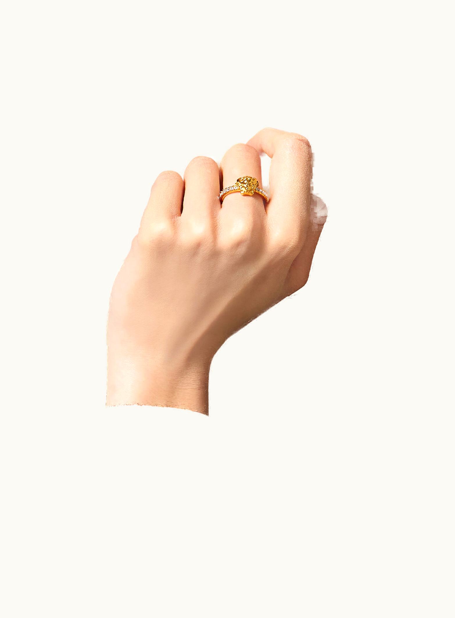 Versace Crystal La Medusa Ring Gold