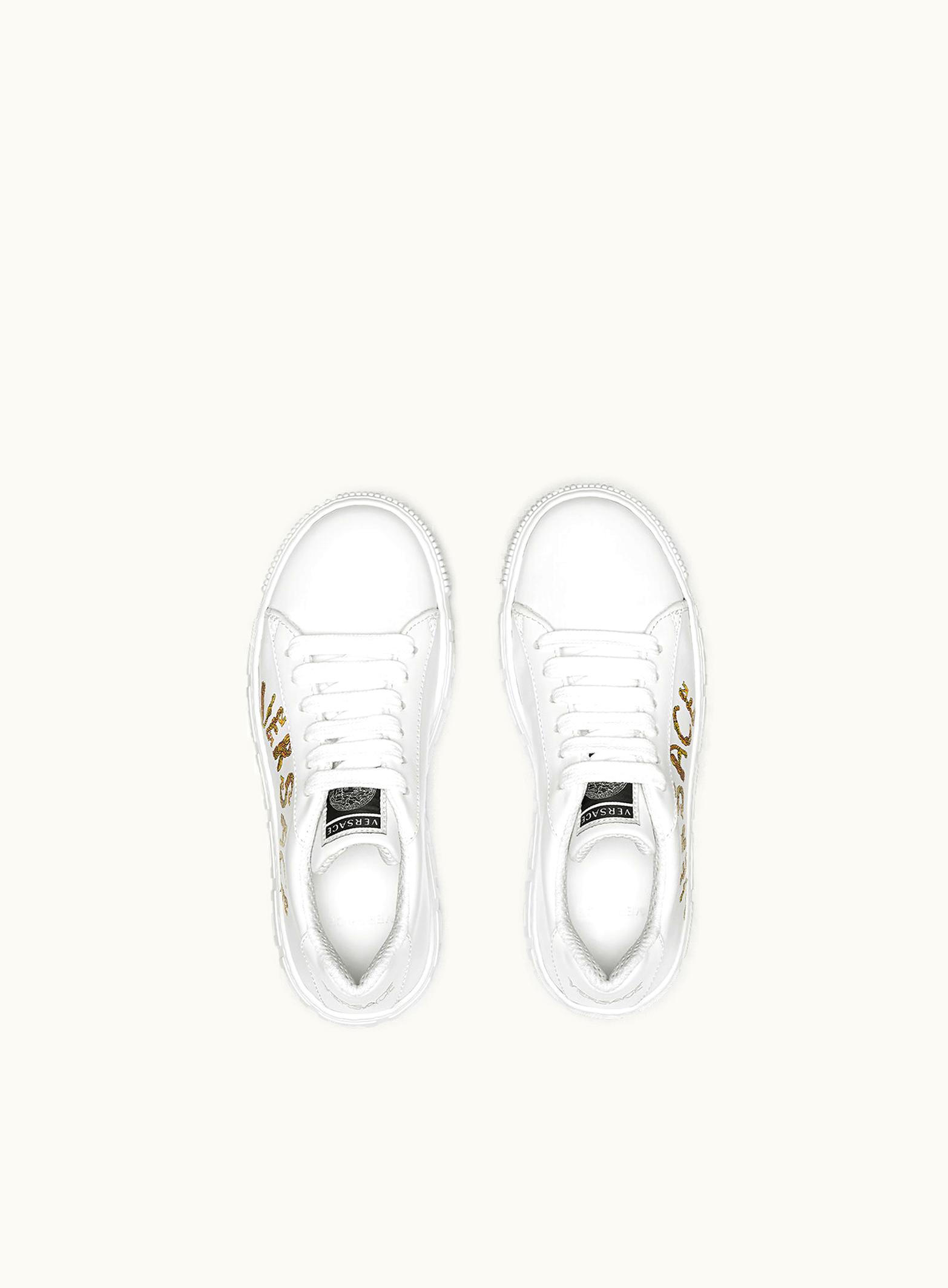 Versace Versace Seashell Baroque Greca Kids Trainers Print, White, Gold
