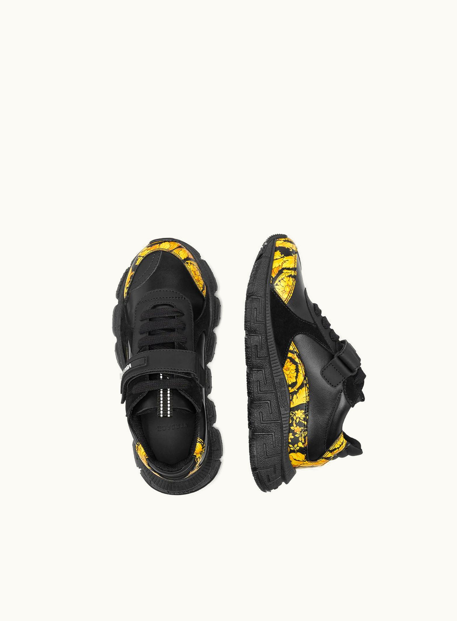 Versace Versace Trigreca Kids Trainers Barocco Black