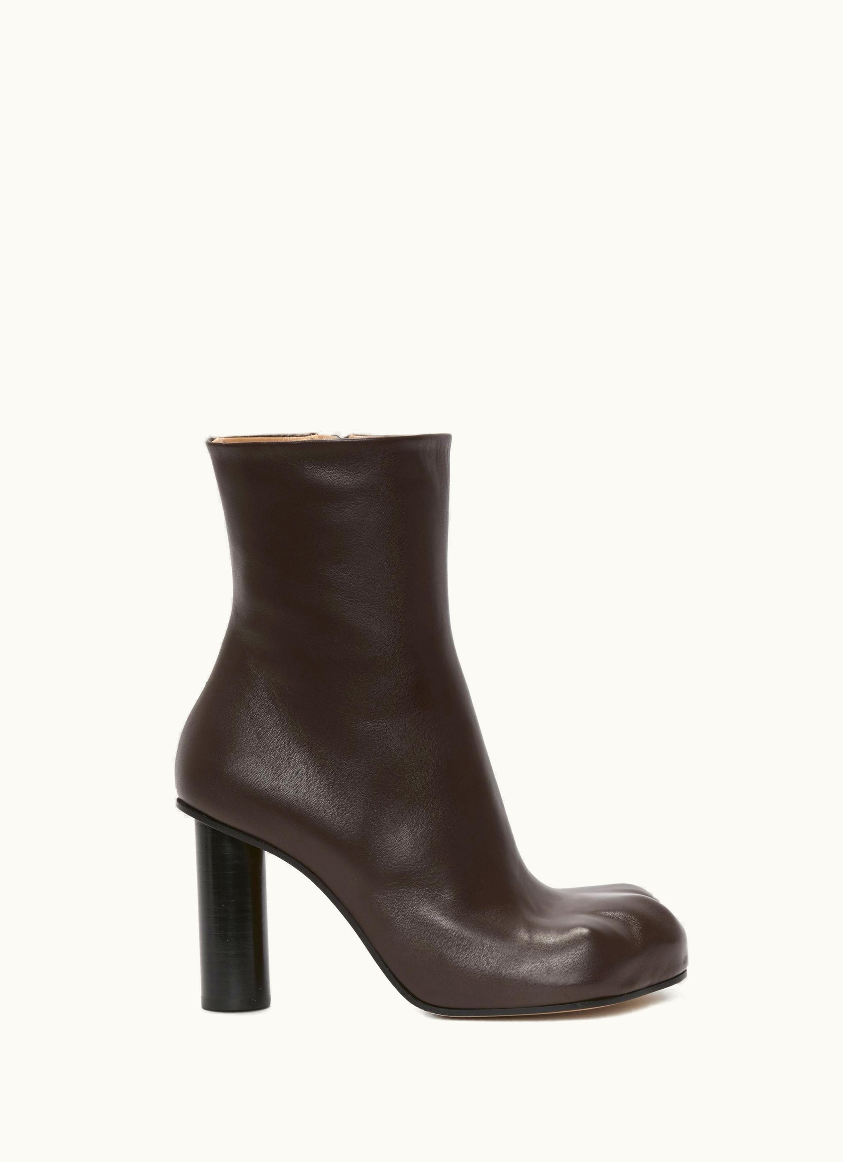 JW Anderson JW Anderson Paw Leather Ankle Boots In Brown - Luxe Model Brown Leather Ankle Boots