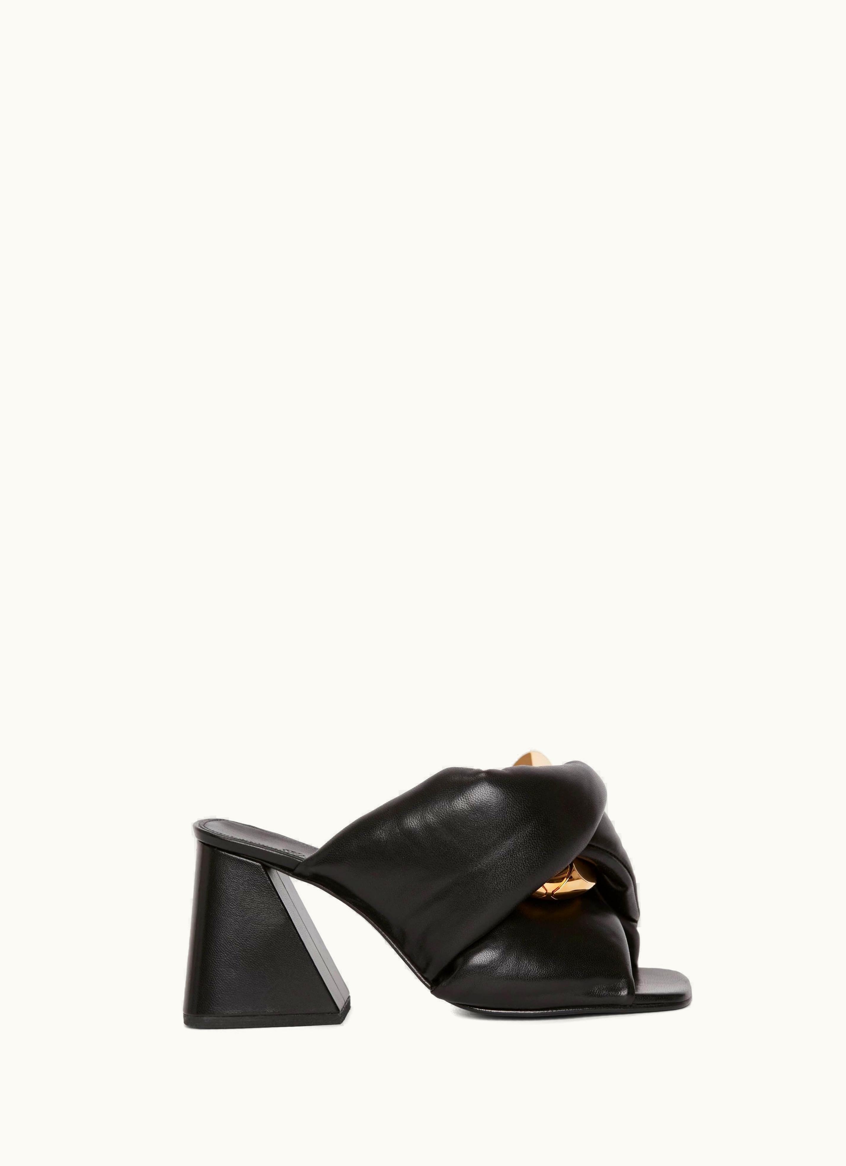 JW Anderson JW Anderson Chain Twist Leather Mules In Black