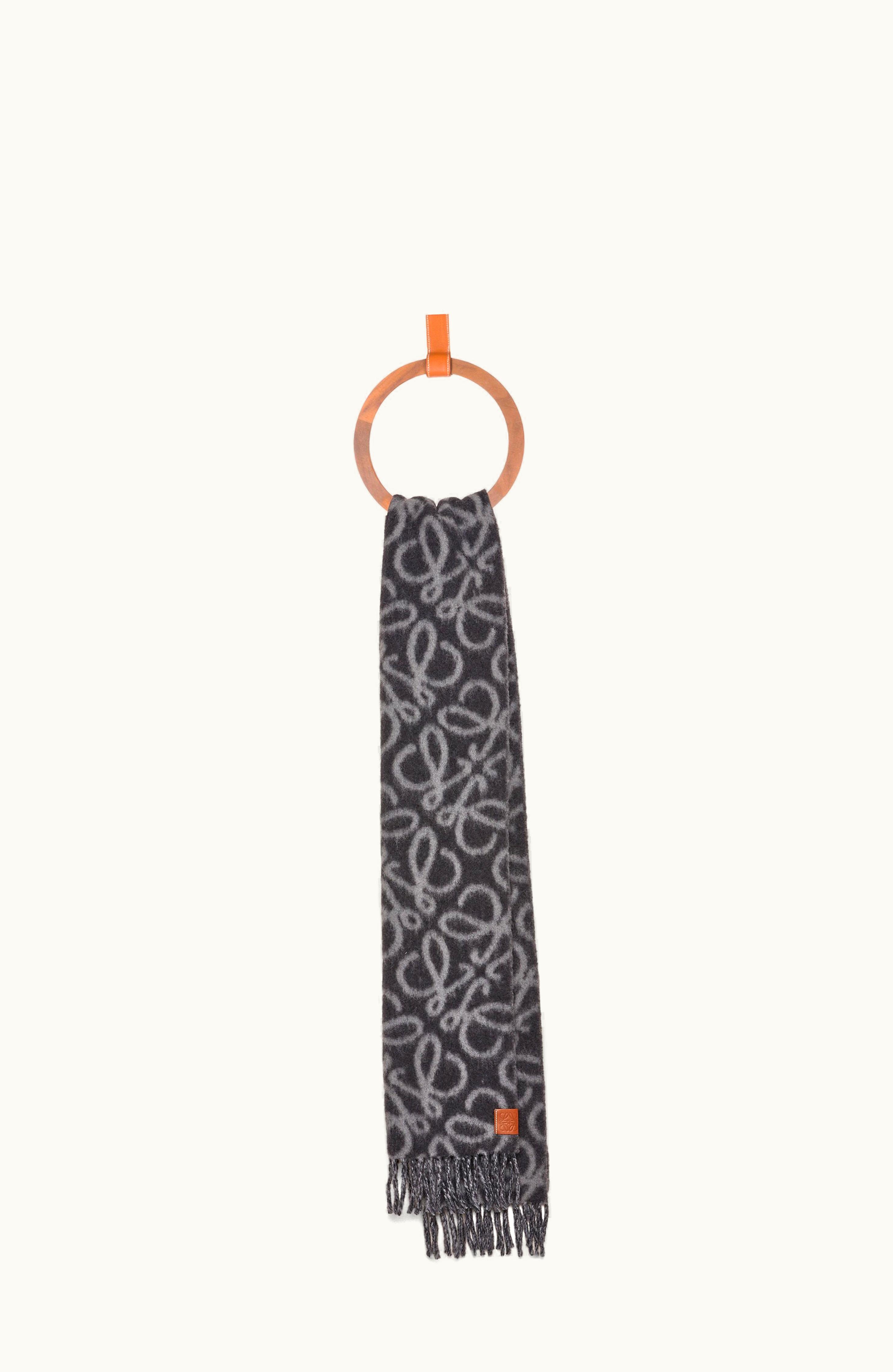 Loewe Loewe Anagram Scarf In Alpaca And Wool Black / Grey