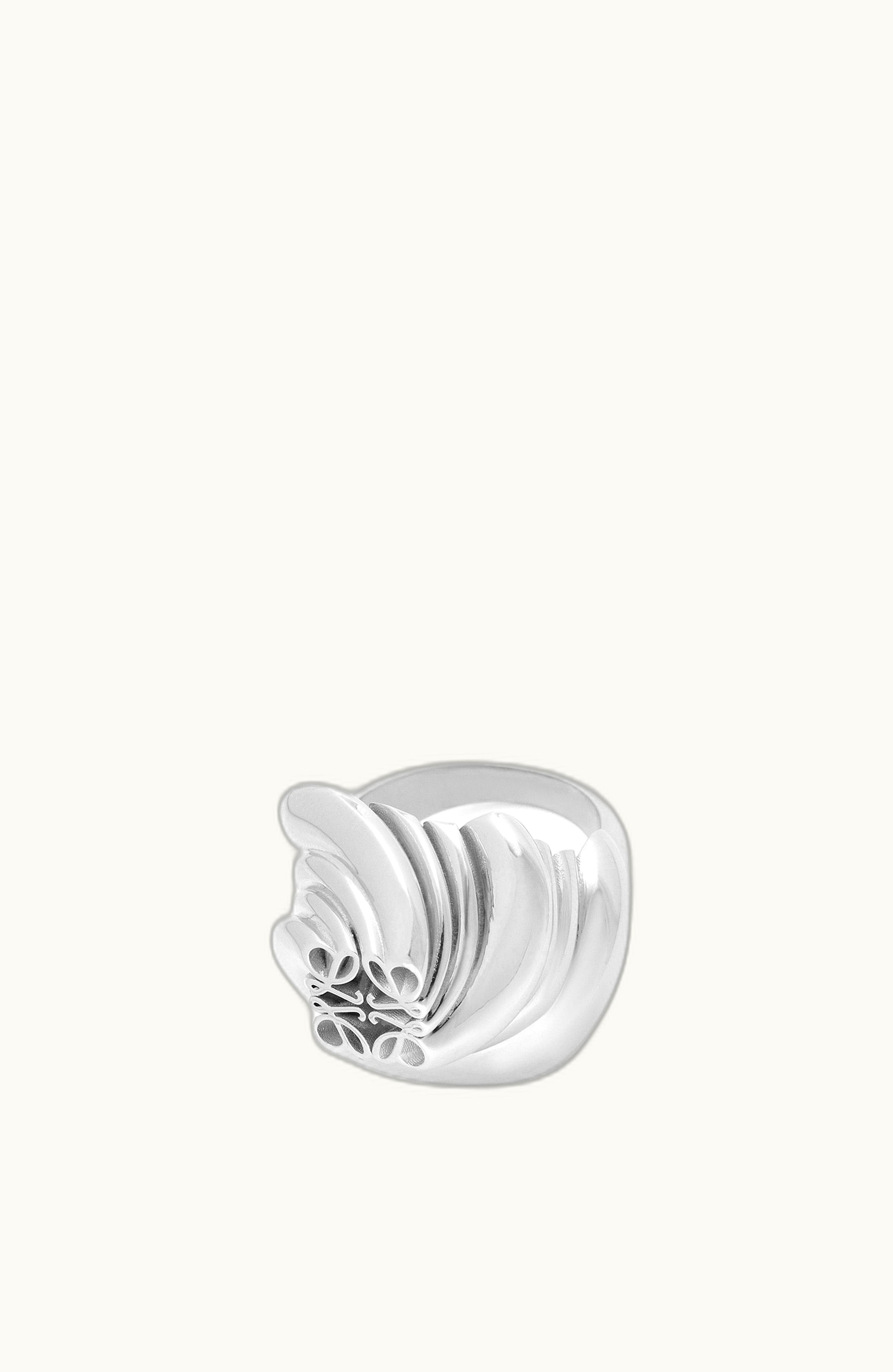 Loewe Loewe Twisted Anagram Signet Ring In Sterling Silver Silver