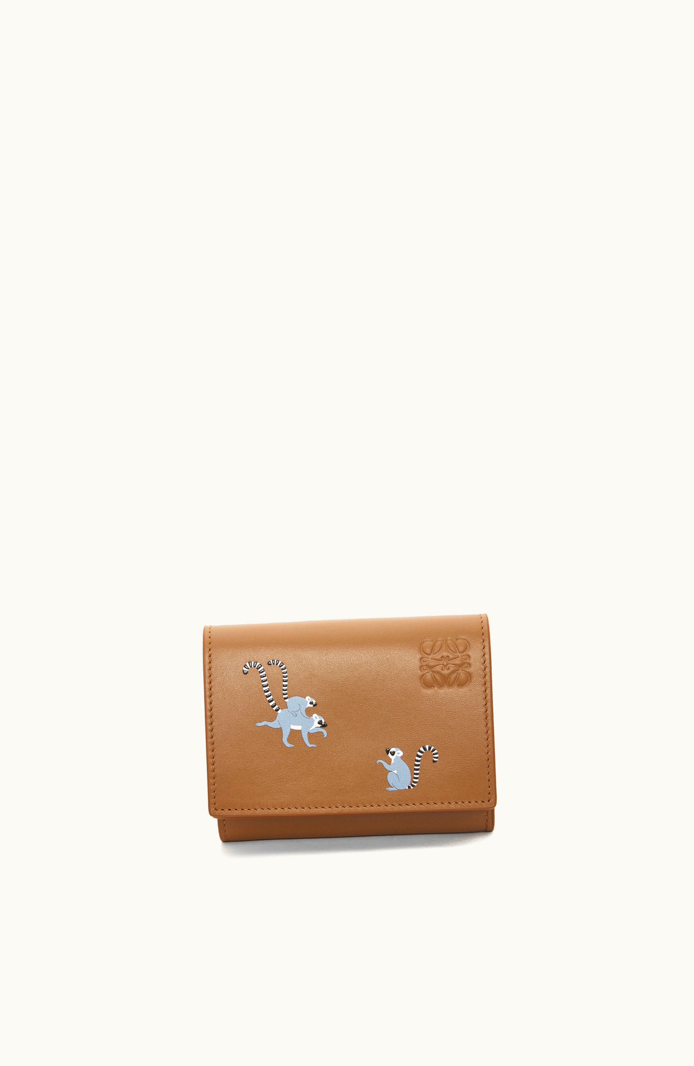 Loewe Loewe Lemur Trifold Wallet In Satin Calfskin Oak