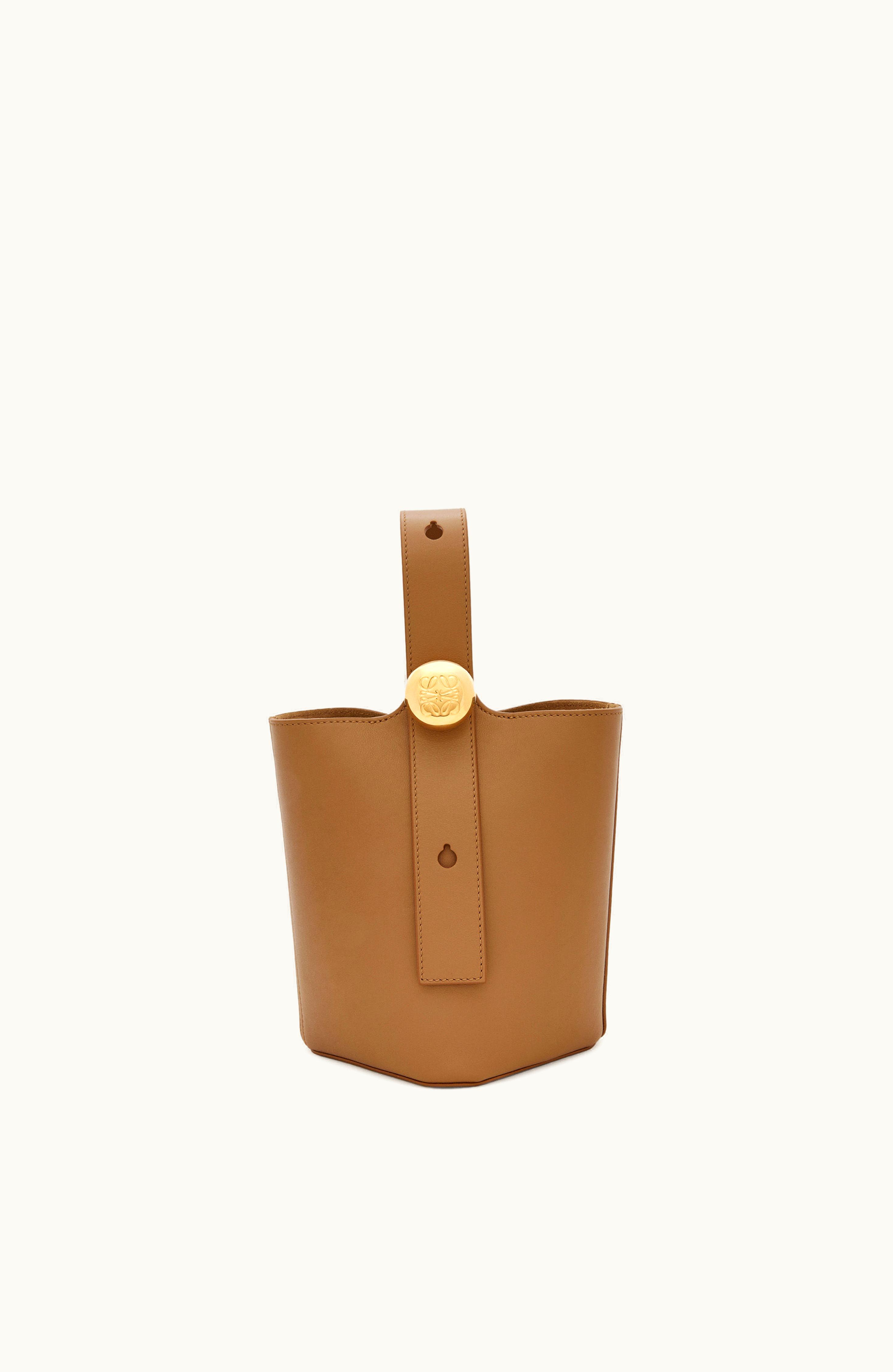 Loewe Loewe Mini Pebble Bucket Bag In Mellow Calfskin Oak