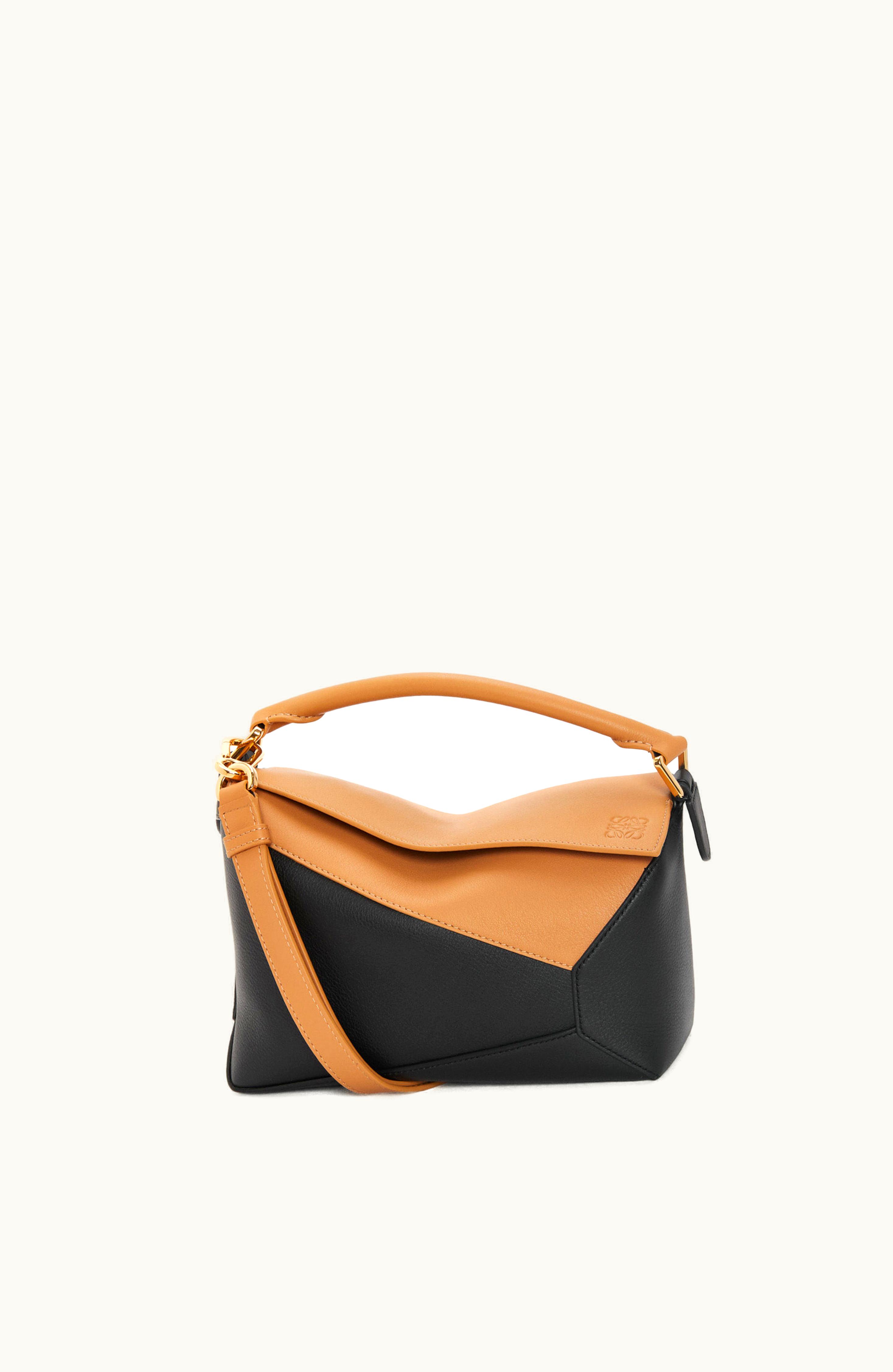 Loewe Loewe Small Puzzle Bag In Classic Calfskin Warm Desert / Black