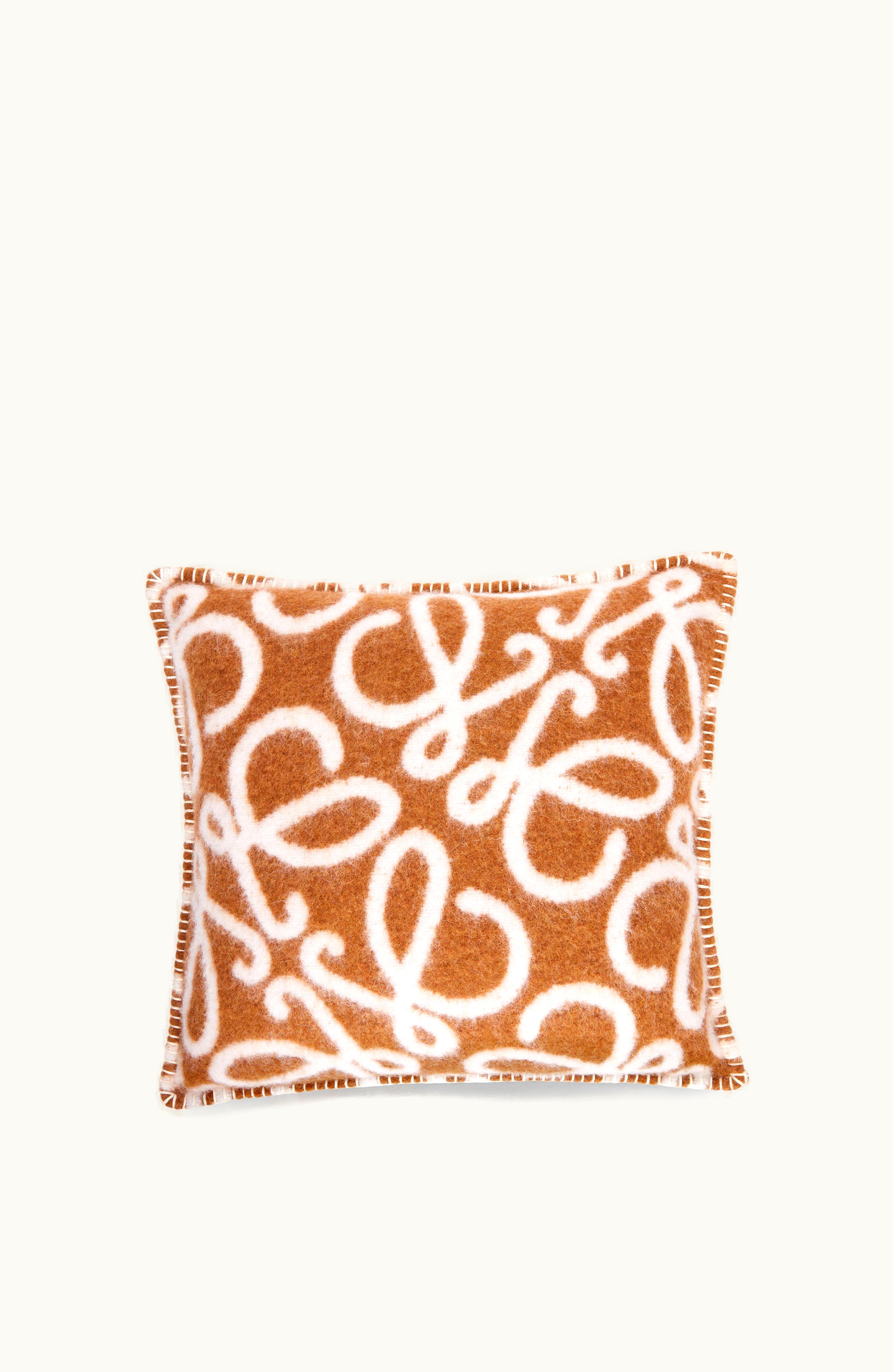 Loewe Loewe Anagram Cushion In Alpaca And Wool Brown / White